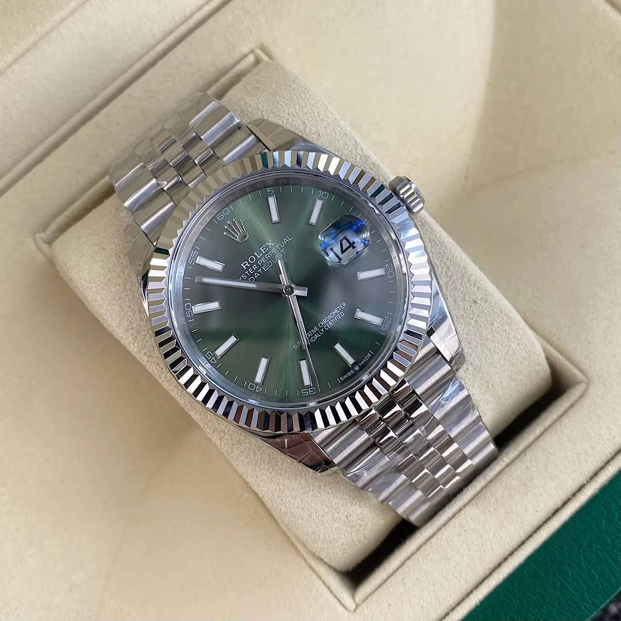 Часы Женские Rolex 18256637
