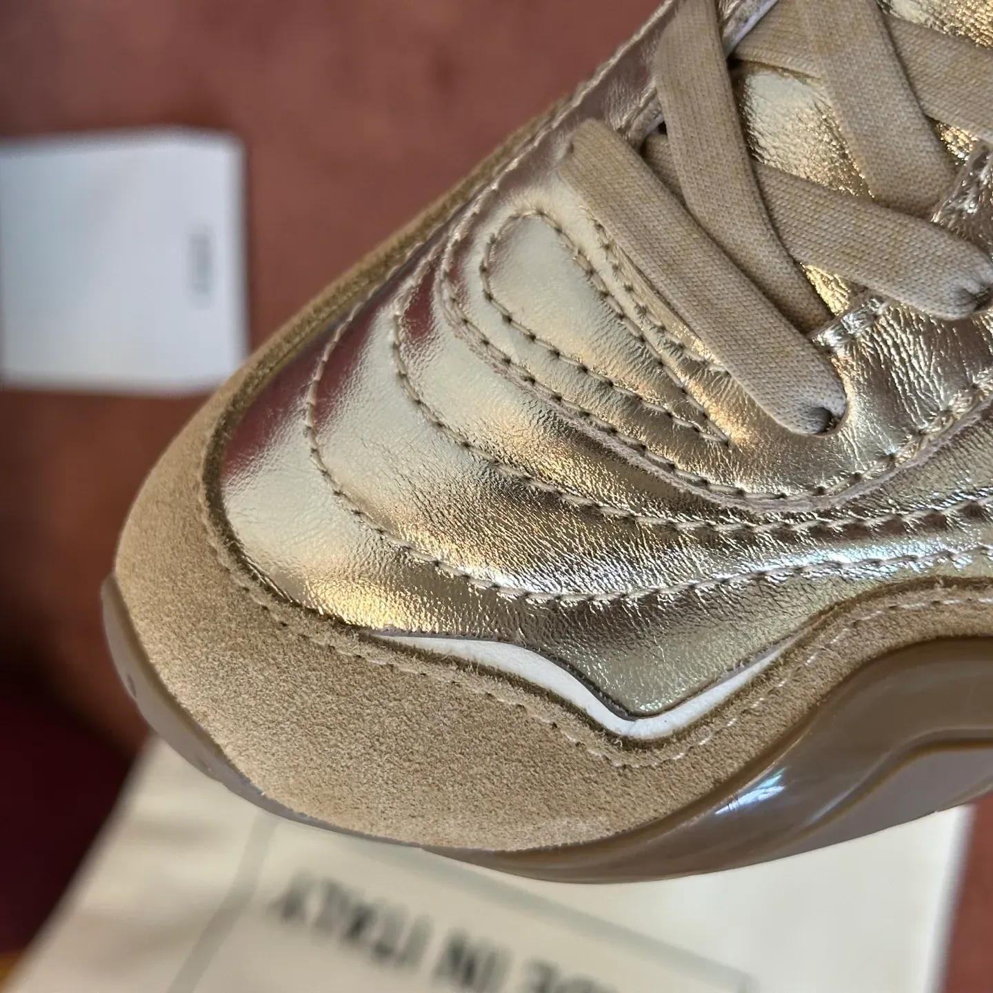 Кроссовки Женские Fendi 209438