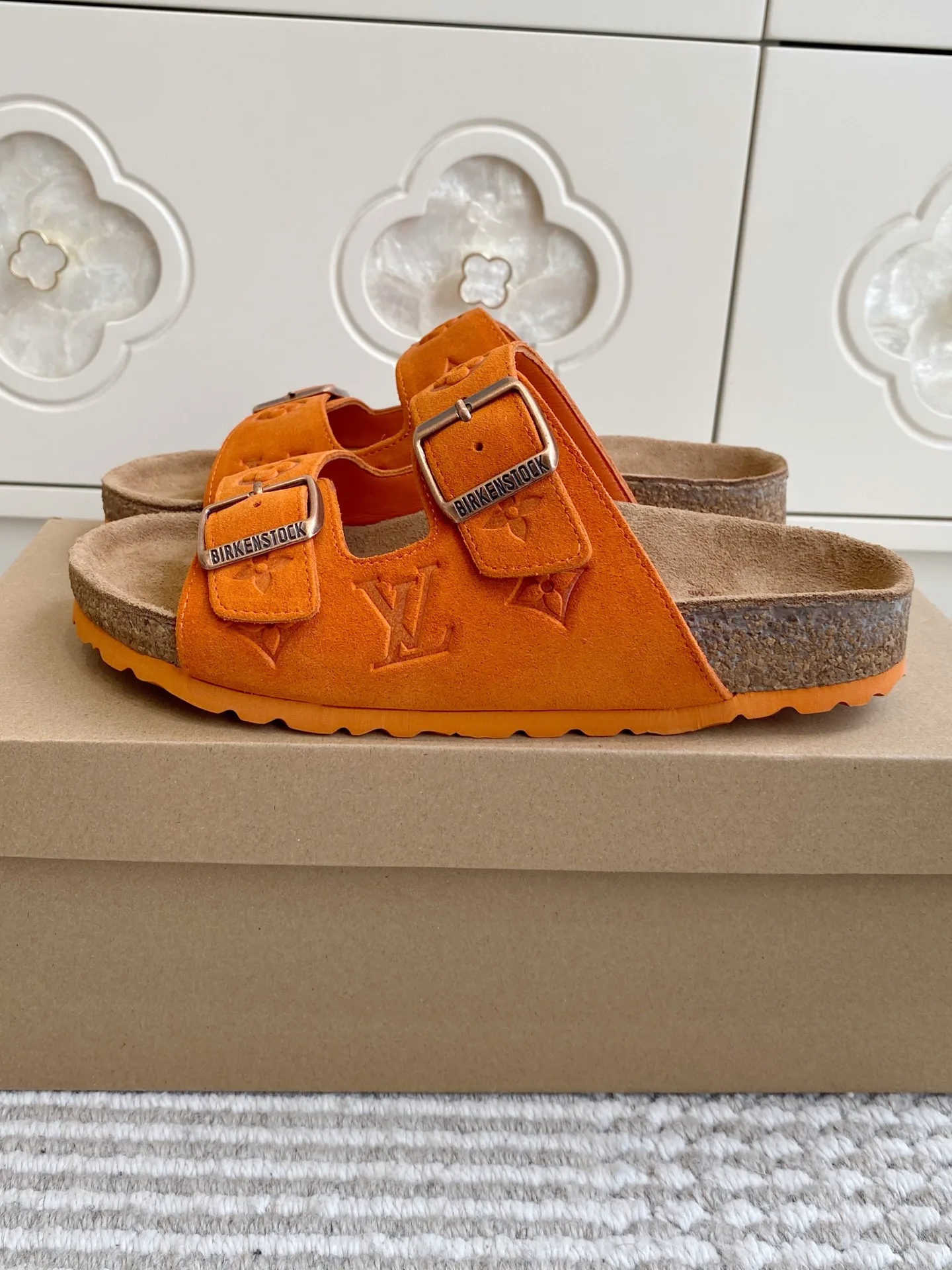 Шлепанцы Женские Louis Vuitton 11599276