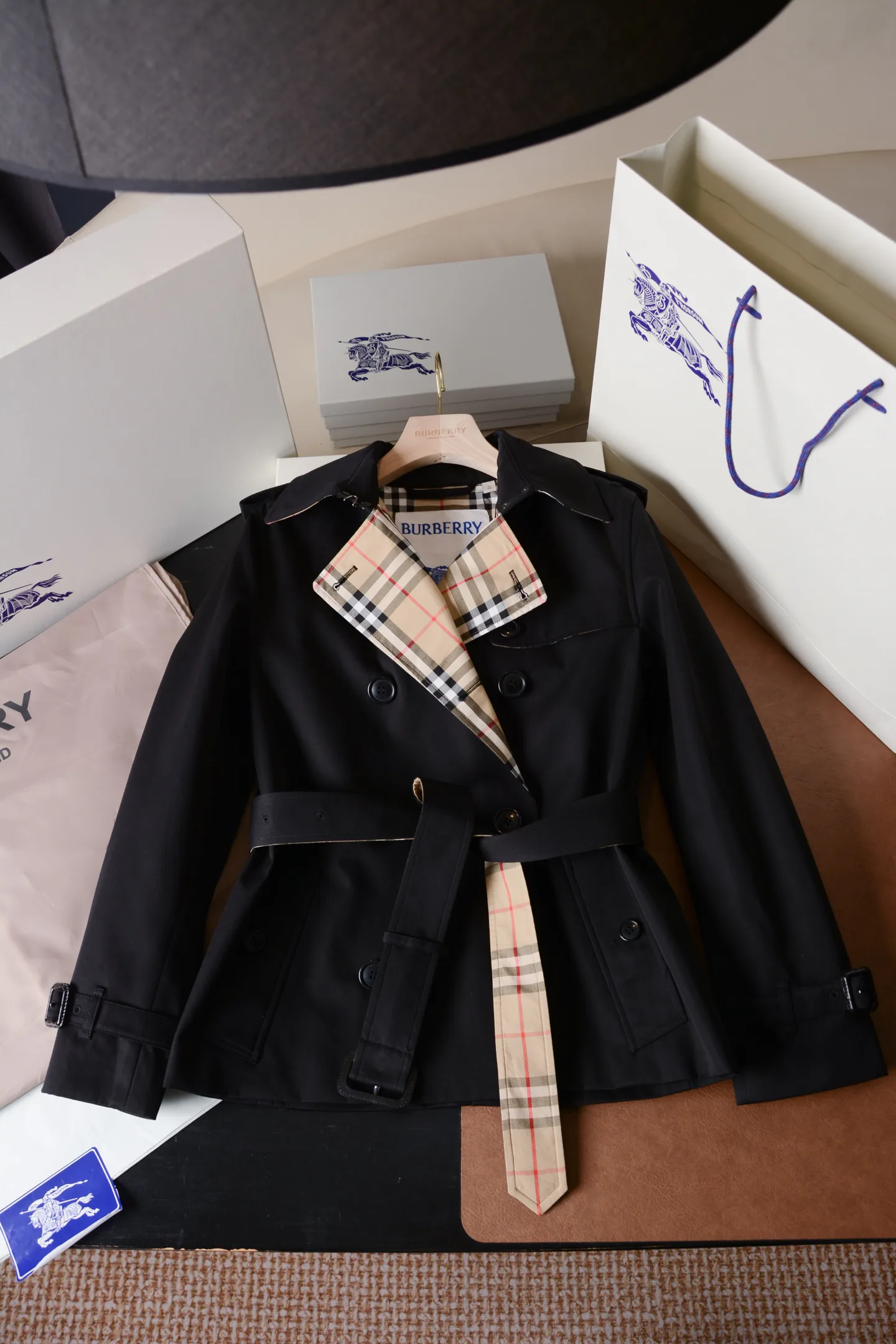 Тренчи Женские Burberry 18086901