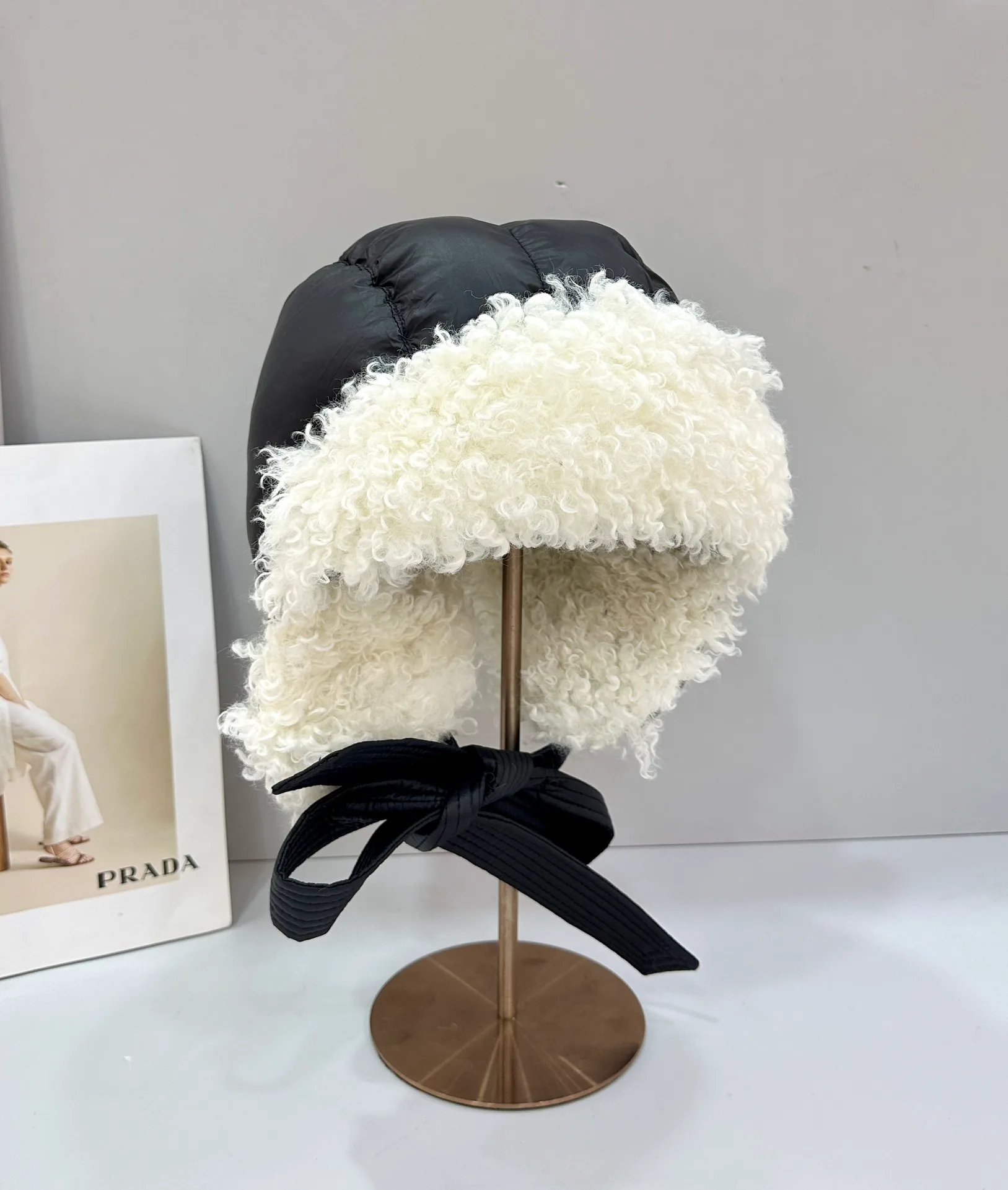 Головные Уборы Prada 11532