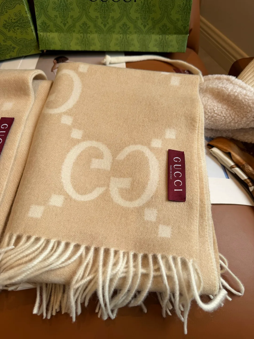 Шарфы Gucci 11654310