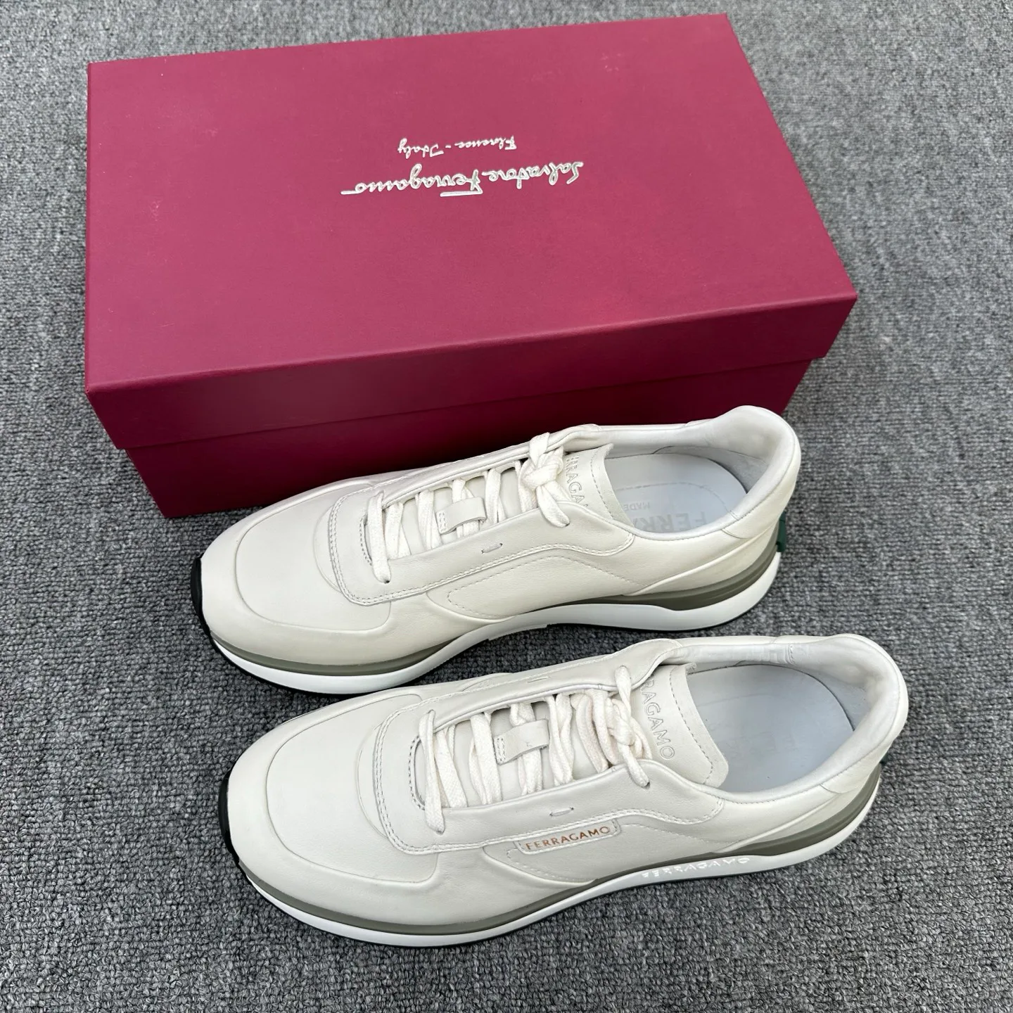 Кроссовки Мужские Salvatore Ferragamo 18075950