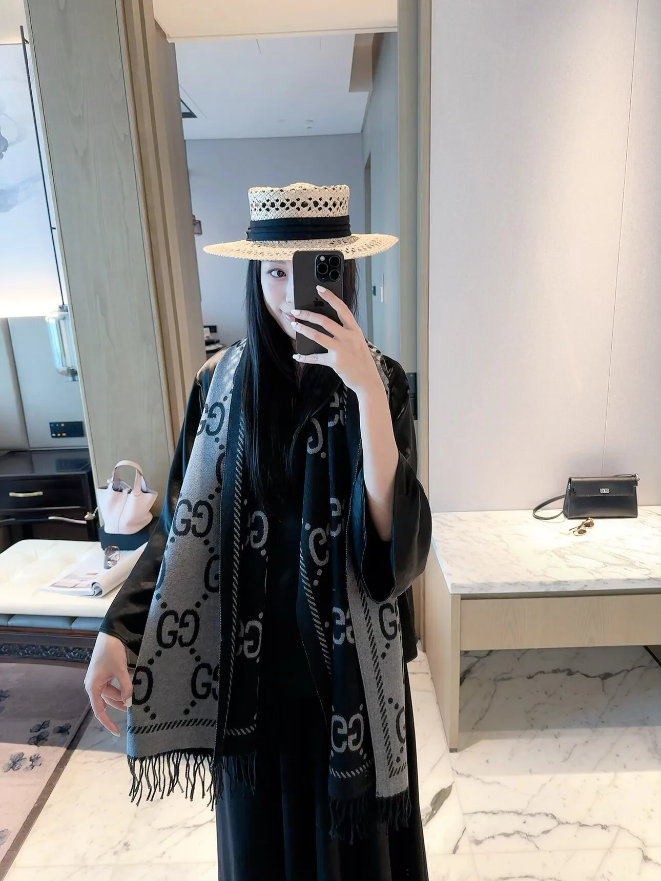 Шарфы Gucci 18322524