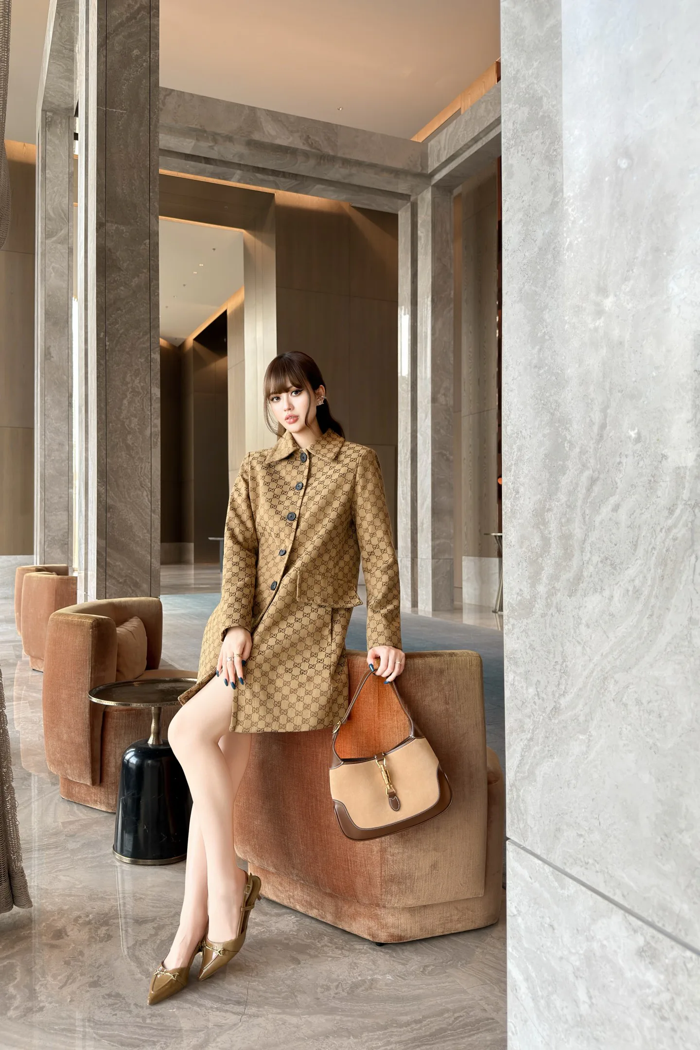Пальто Женские Gucci 18501747