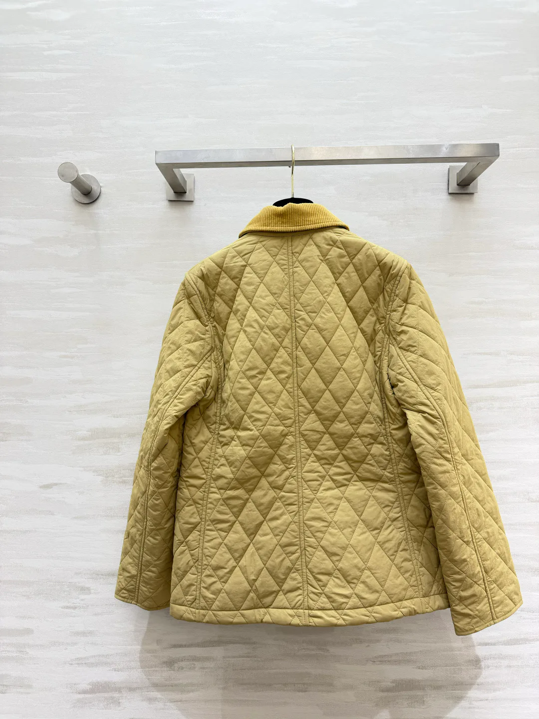 Куртки И Пуховики Женские Burberry 18628919
