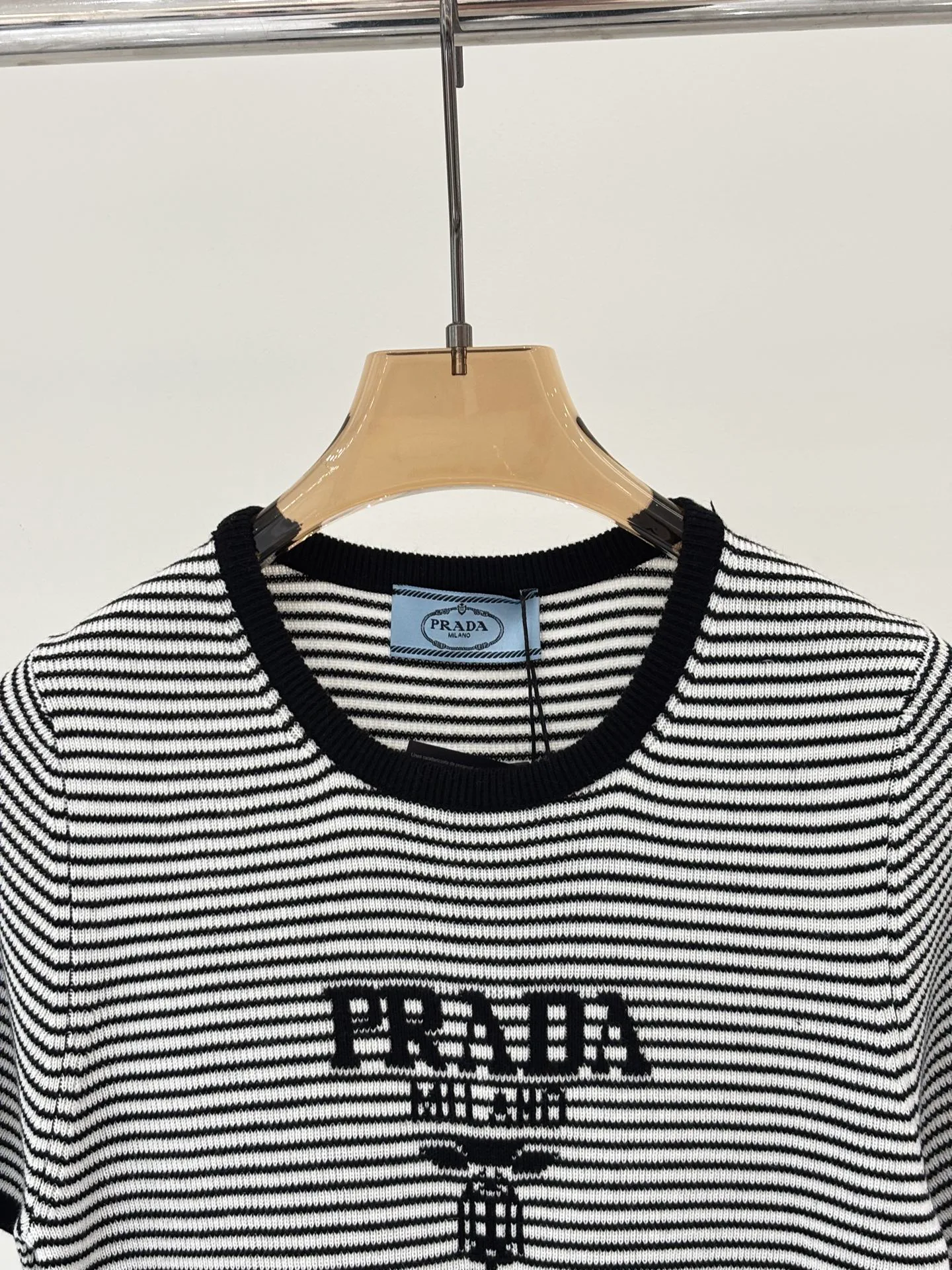 Футболки Женские Prada 10469923