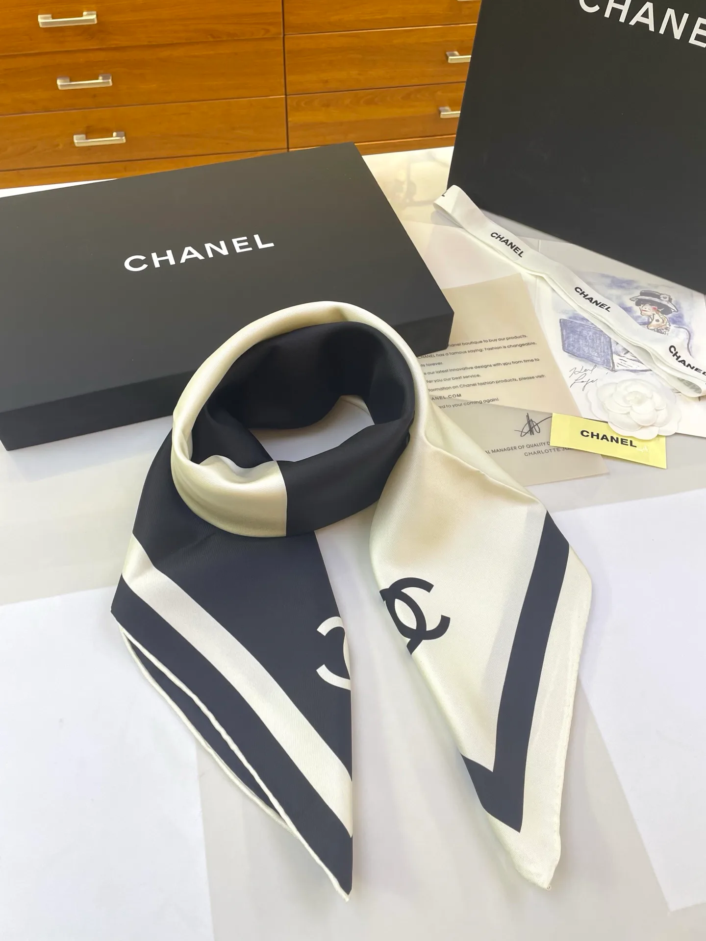 Шарфы Chanel 14098513