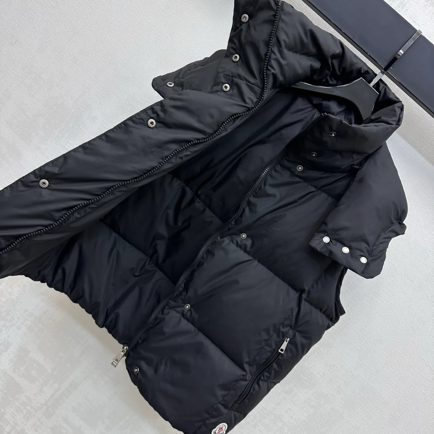 Жилеты Женские Moncler 18775155