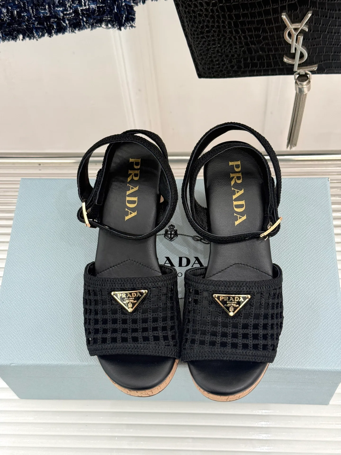 Босоножки Женские Prada 17467511