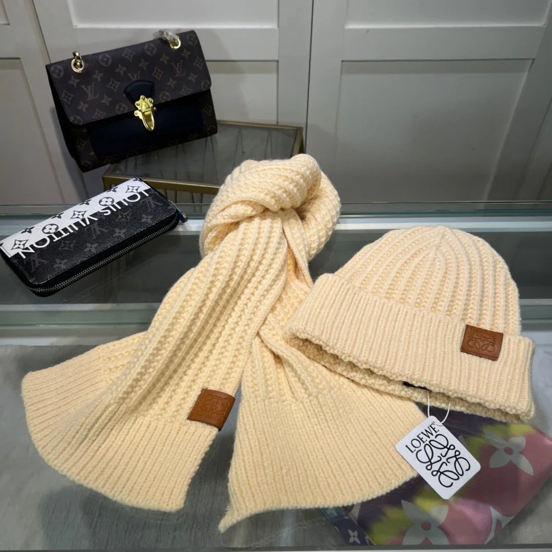 Головные Уборы Loewe 823940