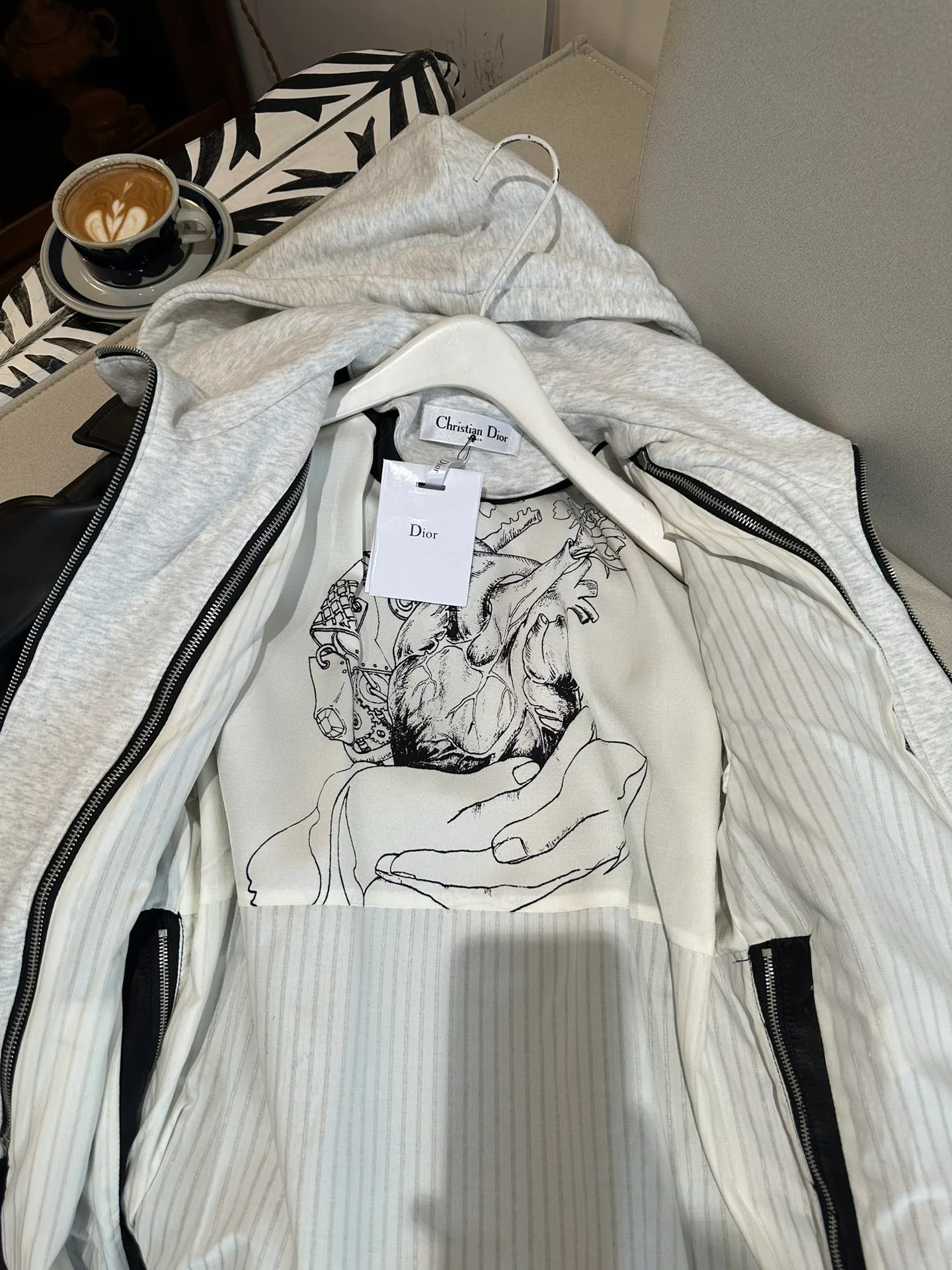 Кожаные Куртки И Дублёнки Женские Christian Dior 2657359