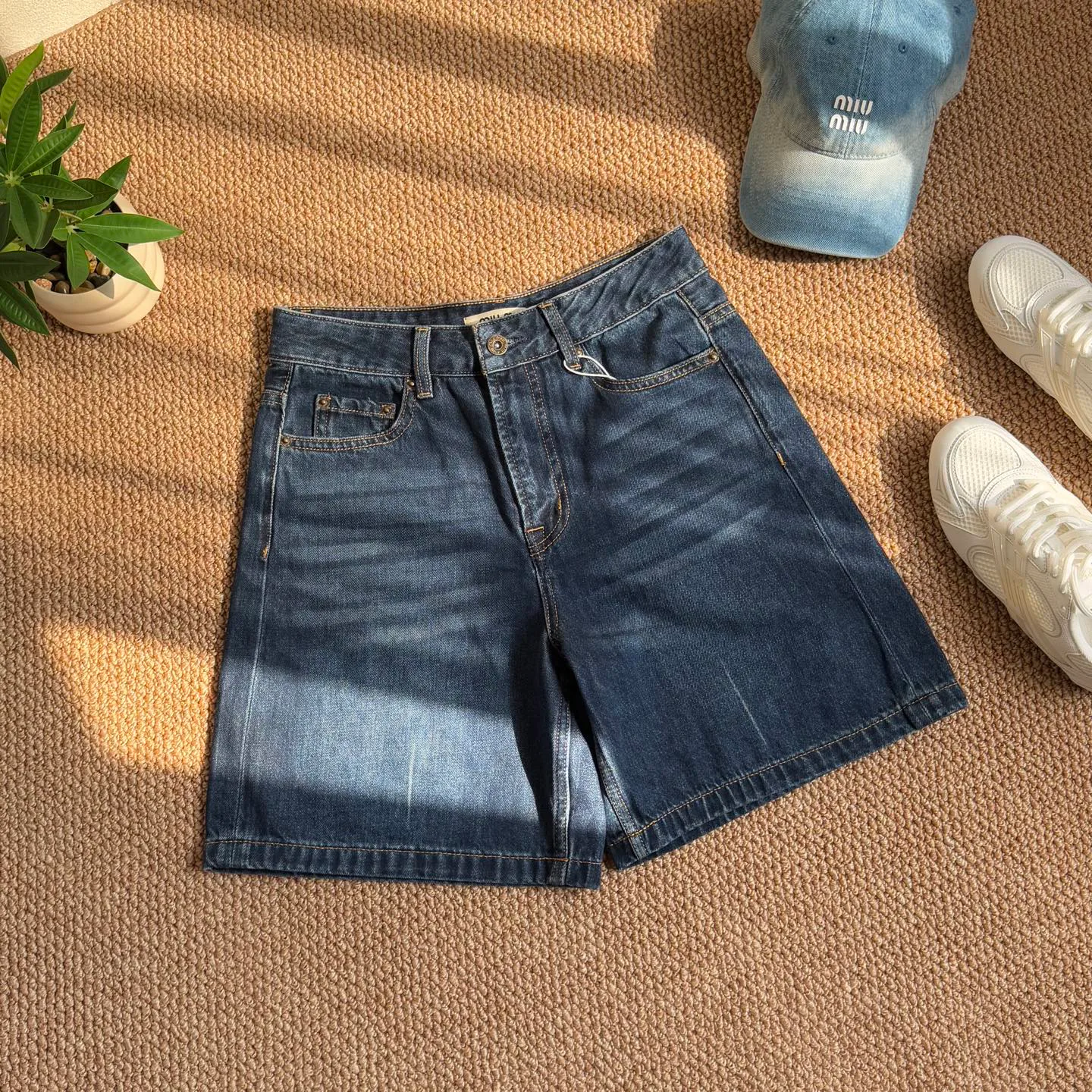 Шорты Женские Miu Miu 11655076