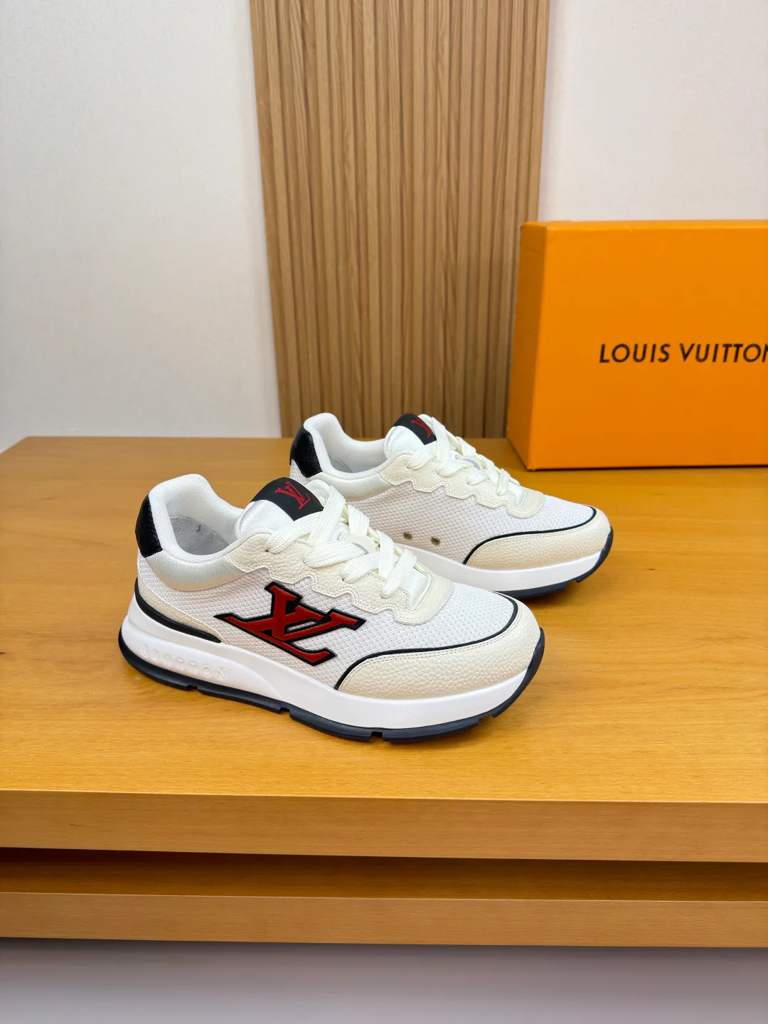 Кроссовки Мужские Louis Vuitton 9898470