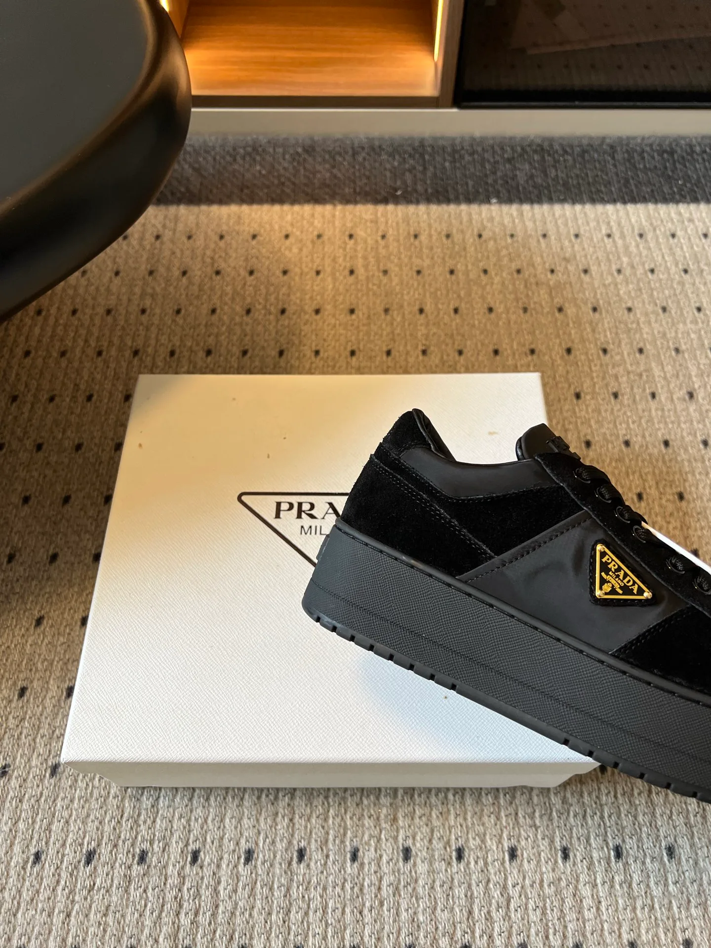 Кроссовки Женские Prada 18509468