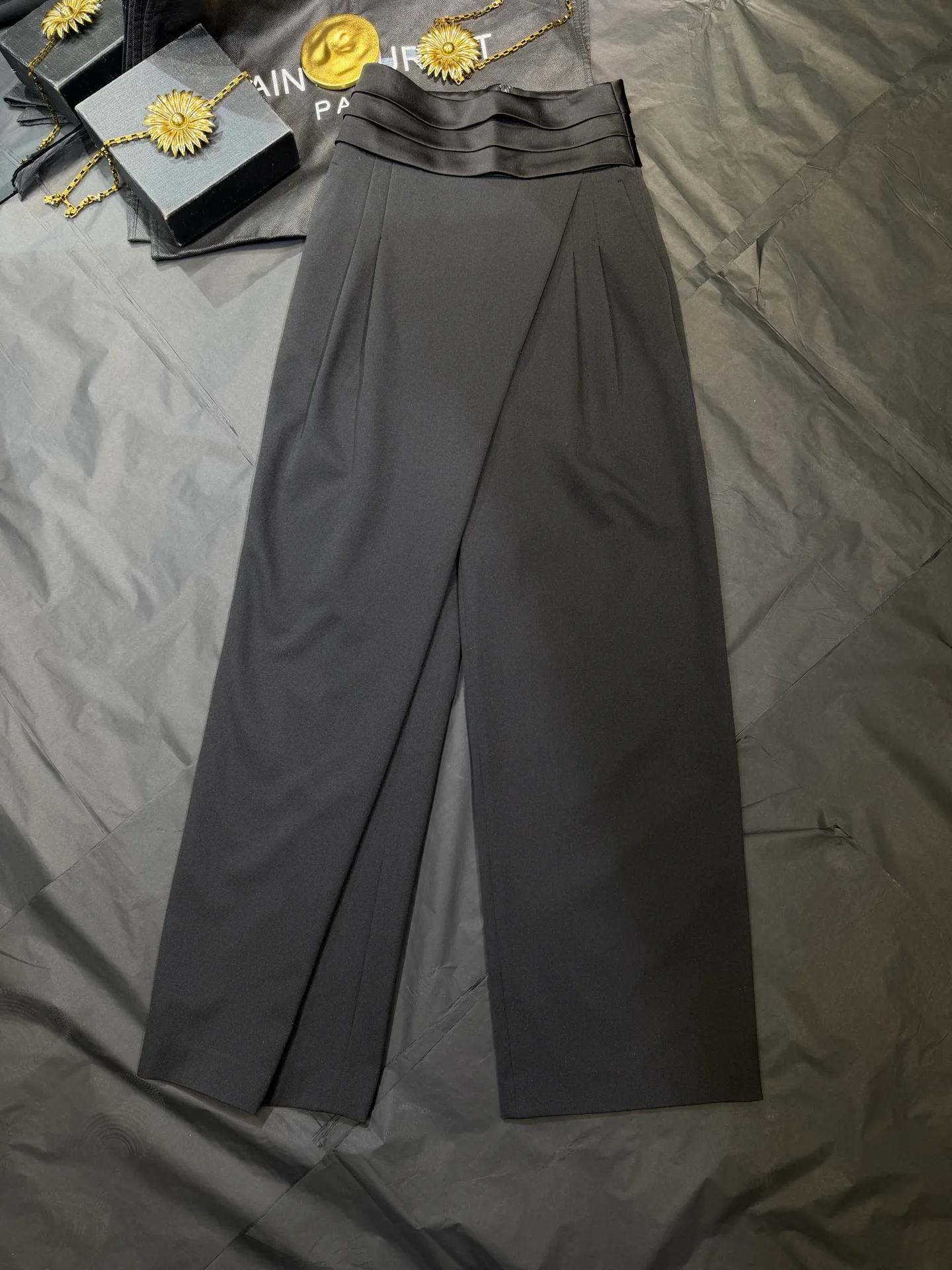 Брюки Женские Alaia 11589367