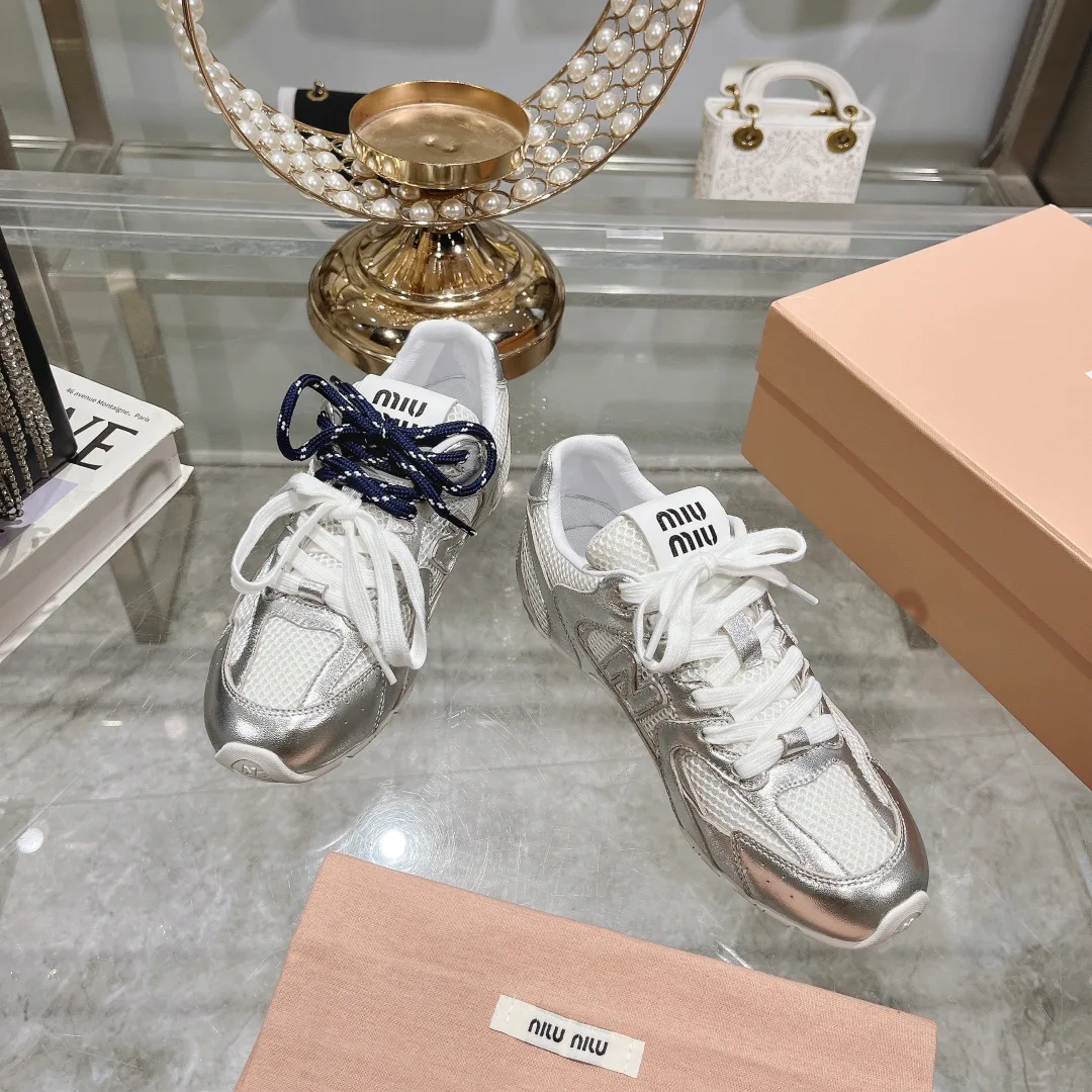 Кроссовки Женские Miu Miu 11567616