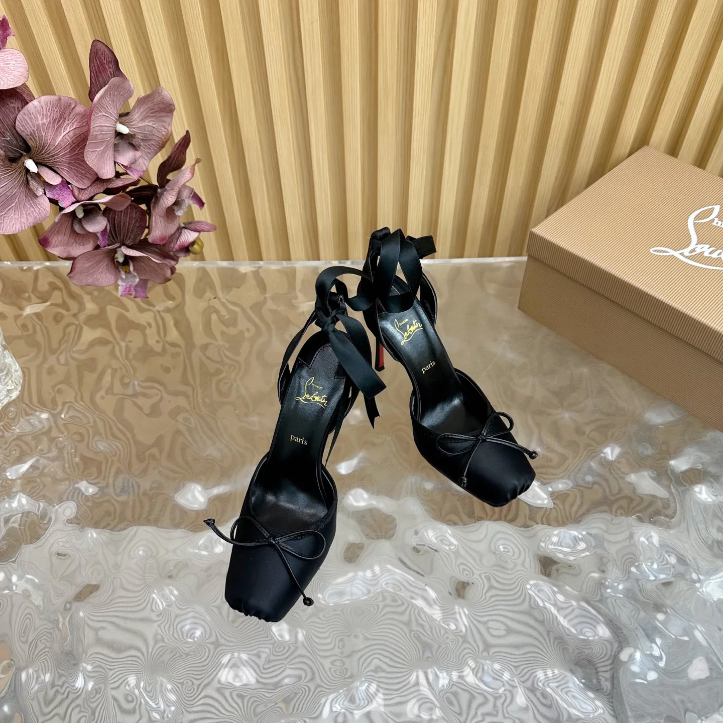 Туфли Женские Christian Louboutin 14154