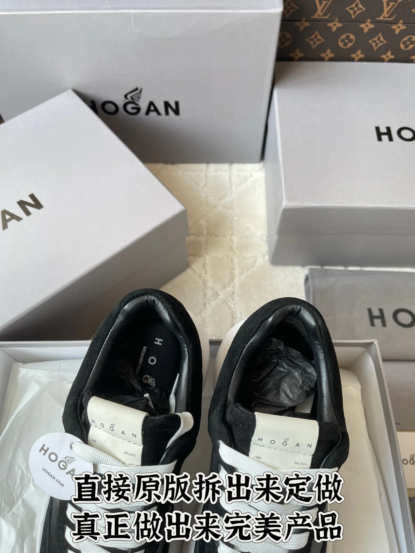 Кроссовки Женские Hogan 18152646