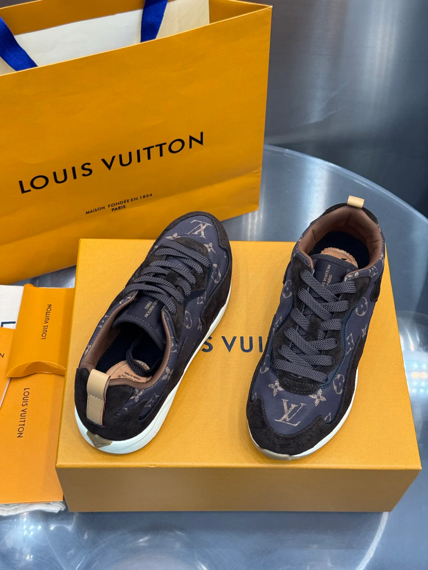 Кроссовки Мужские Louis Vuitton 18202640