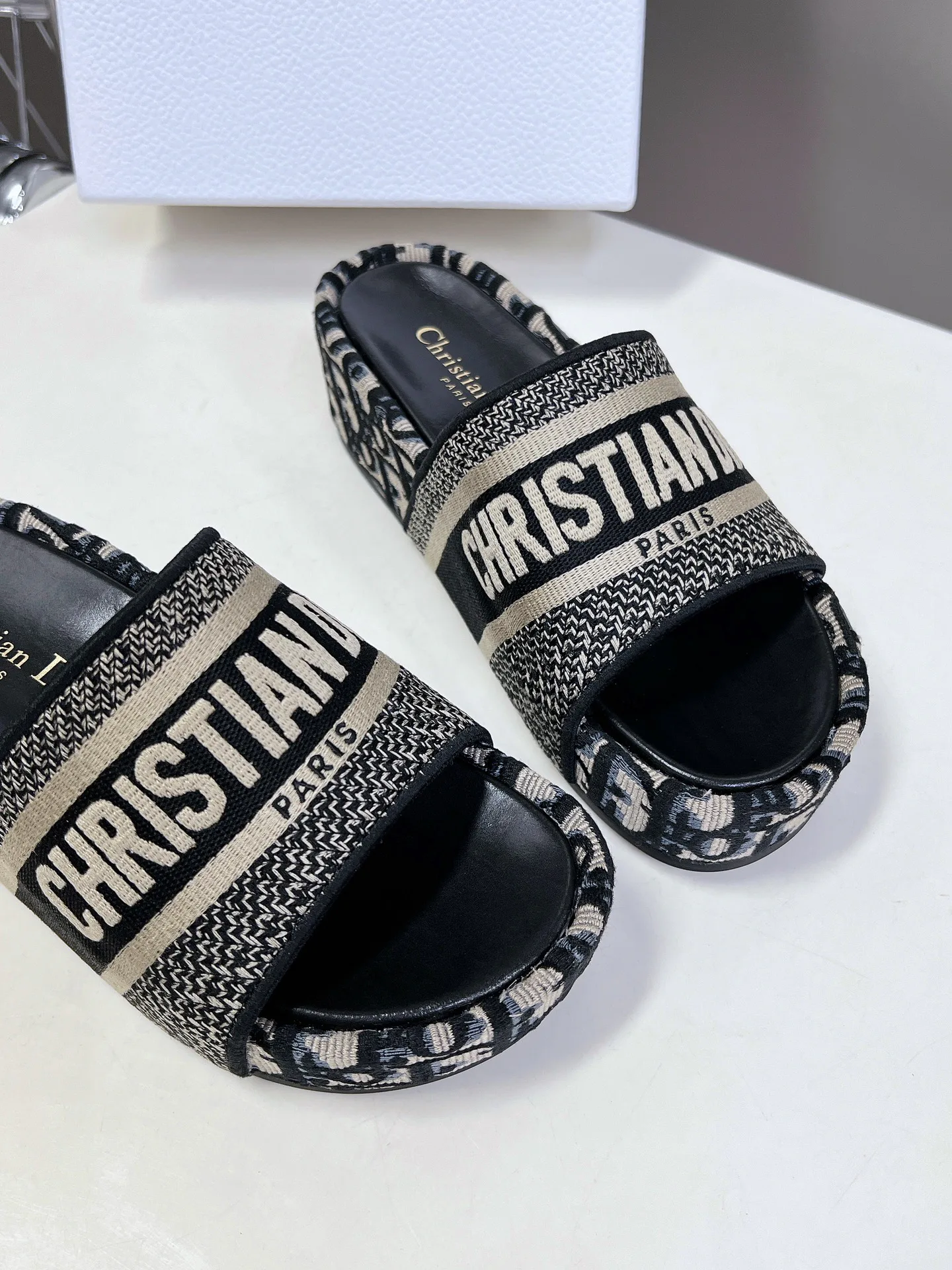 Сандалии Женские Christian Dior 11707852