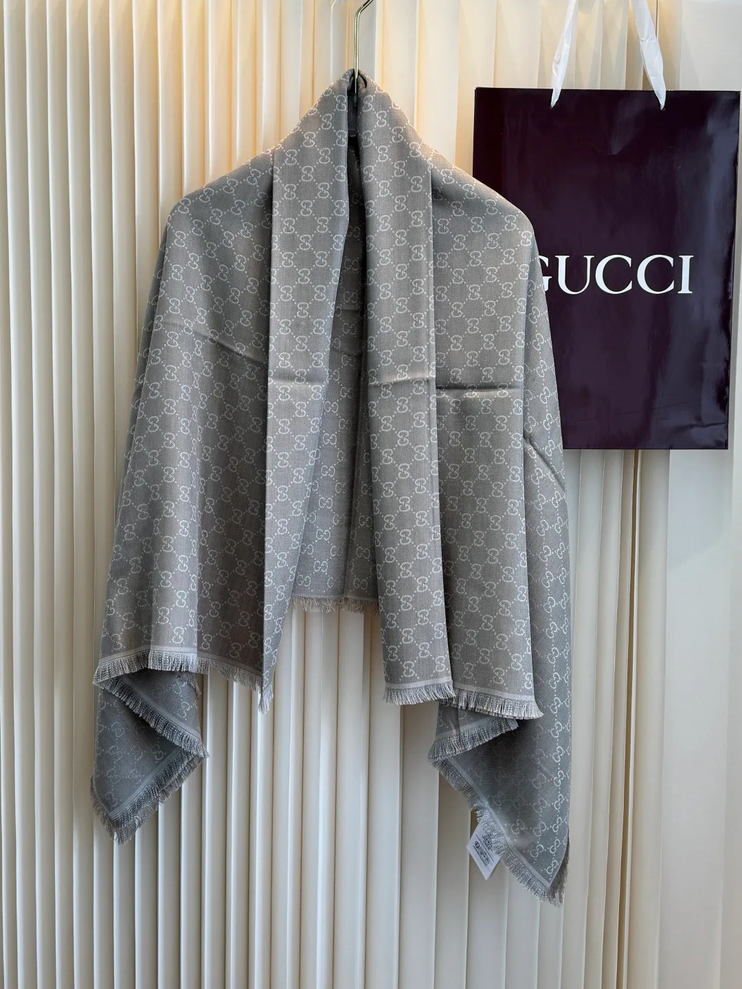 Шарфы Gucci 18275078