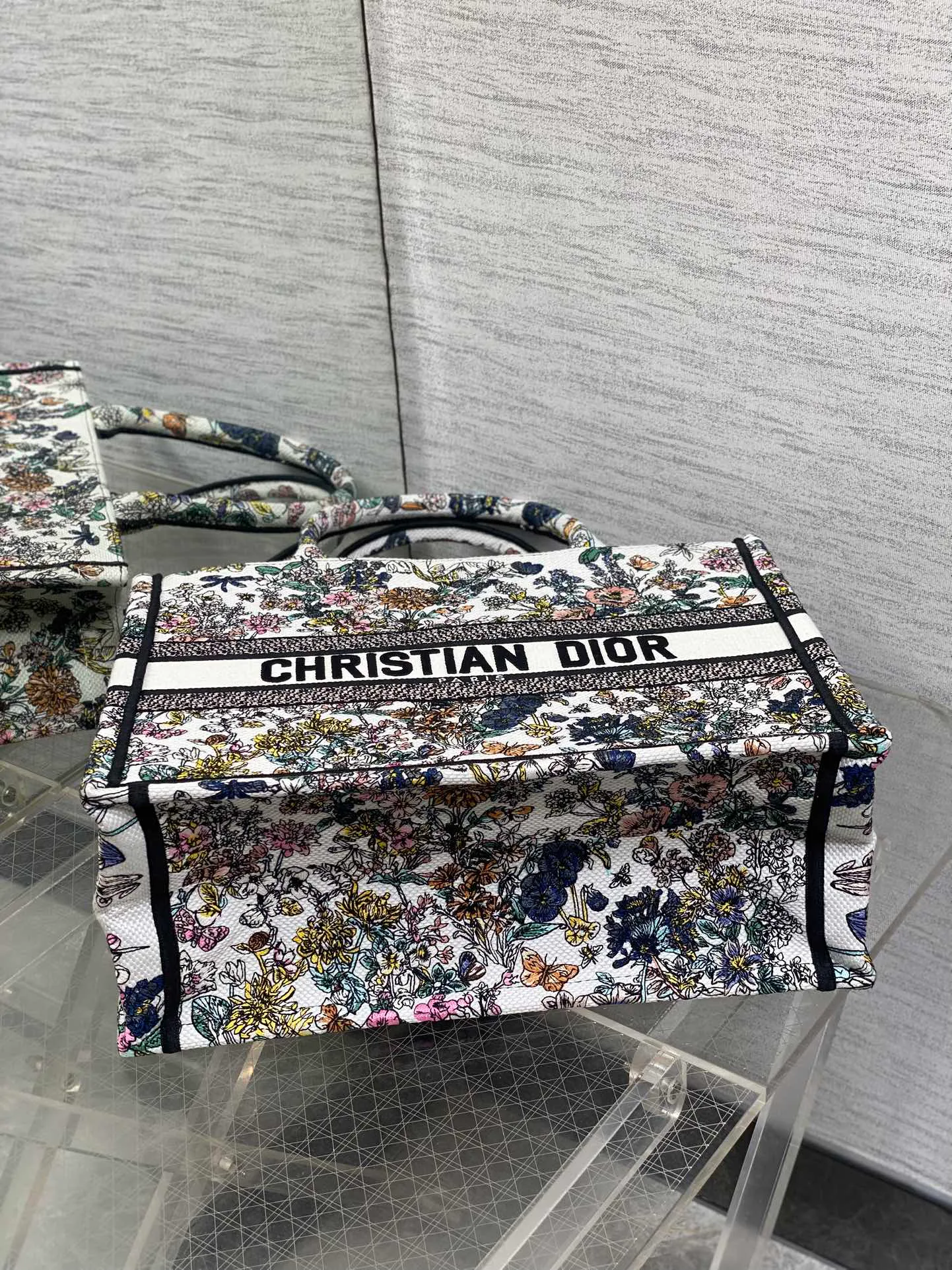 Классические Сумки Женские Christian Dior 11224097