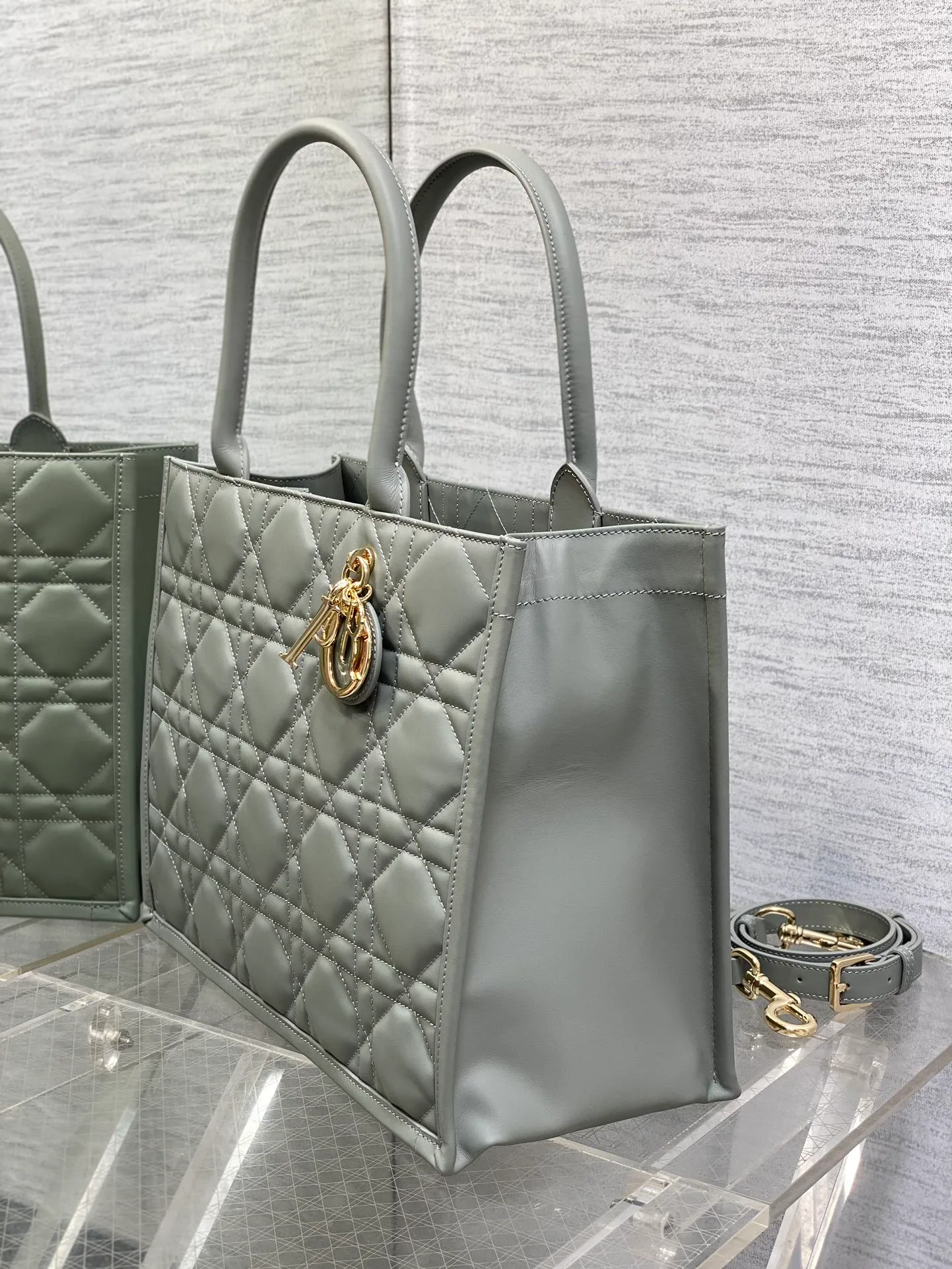 Классические Сумки Женские Christian Dior 17601408
