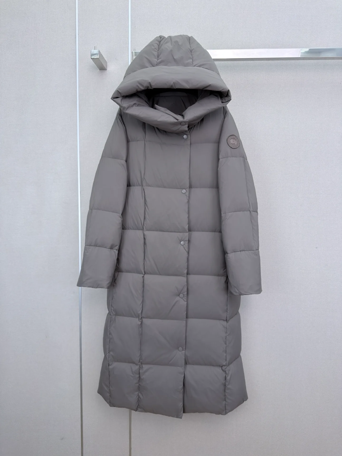 Куртки И Пуховики Женские Canada Goose 18108343