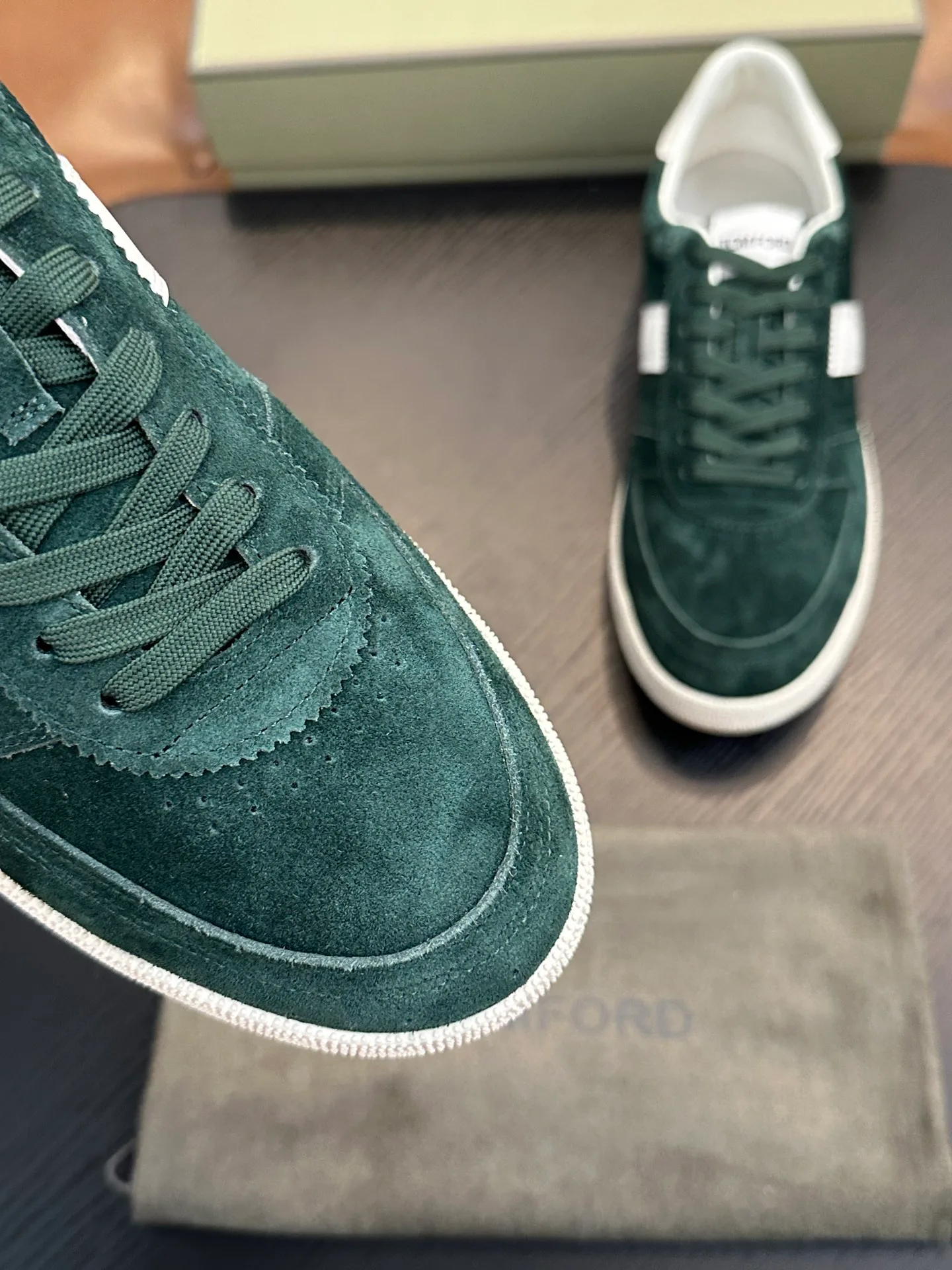 Кроссовки Мужские Tom Ford 18716009