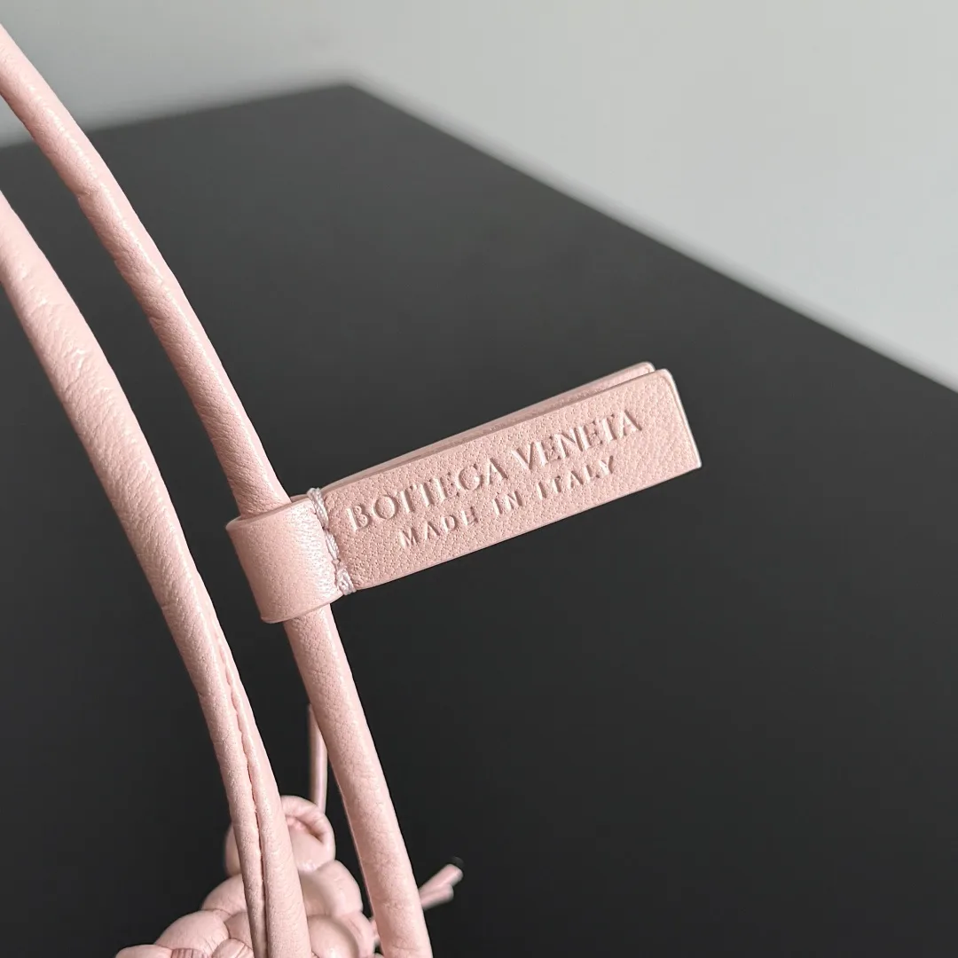 Ключницы Bottega Veneta 546005