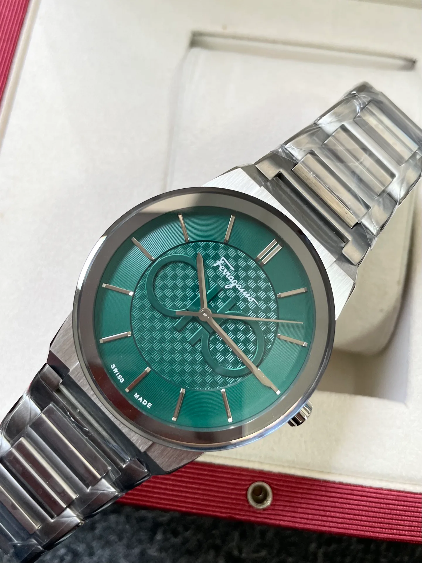 Часы Женские Salvatore Ferragamo 514126