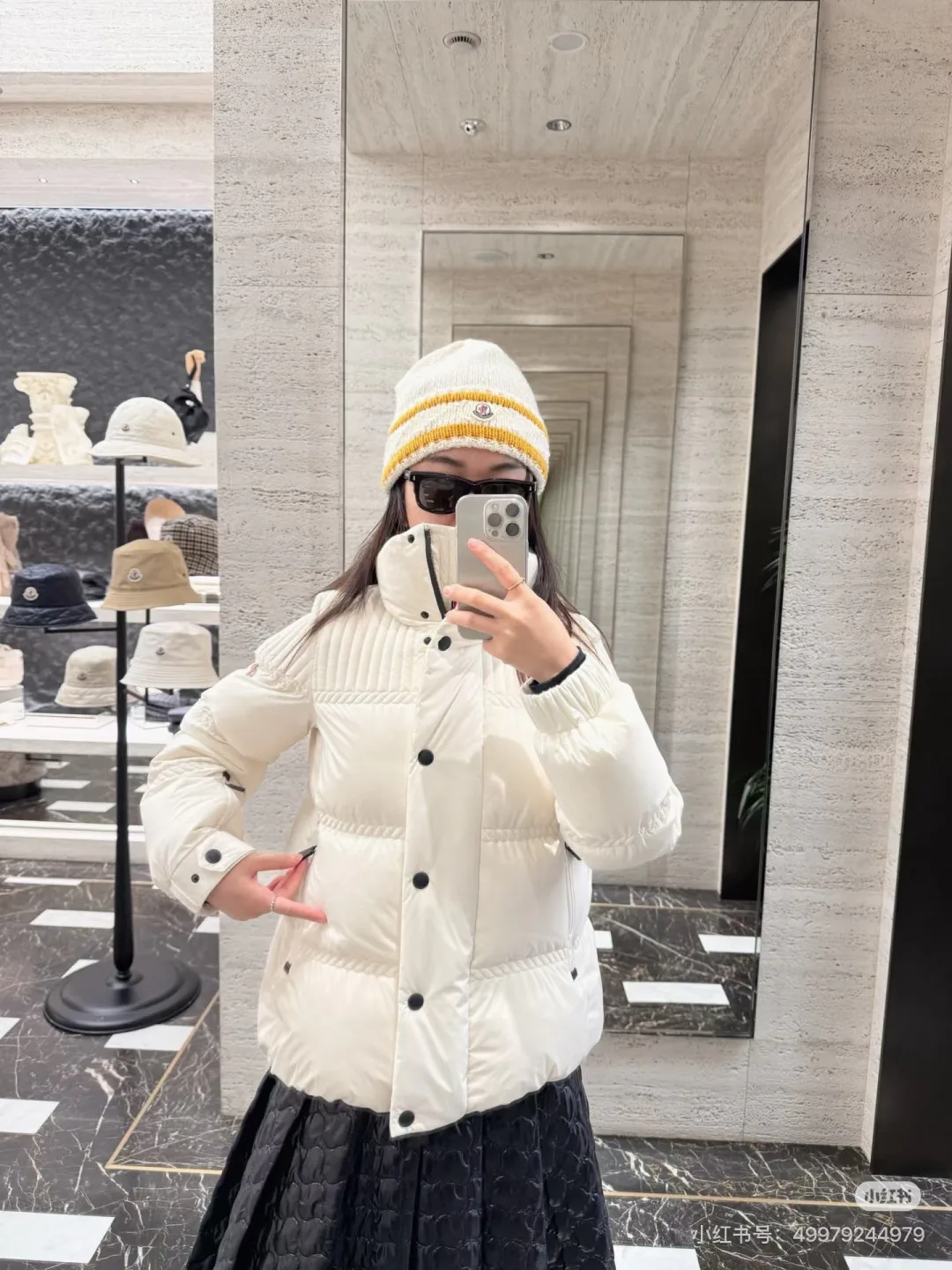 Куртки И Пуховики Женские Moncler 18159538