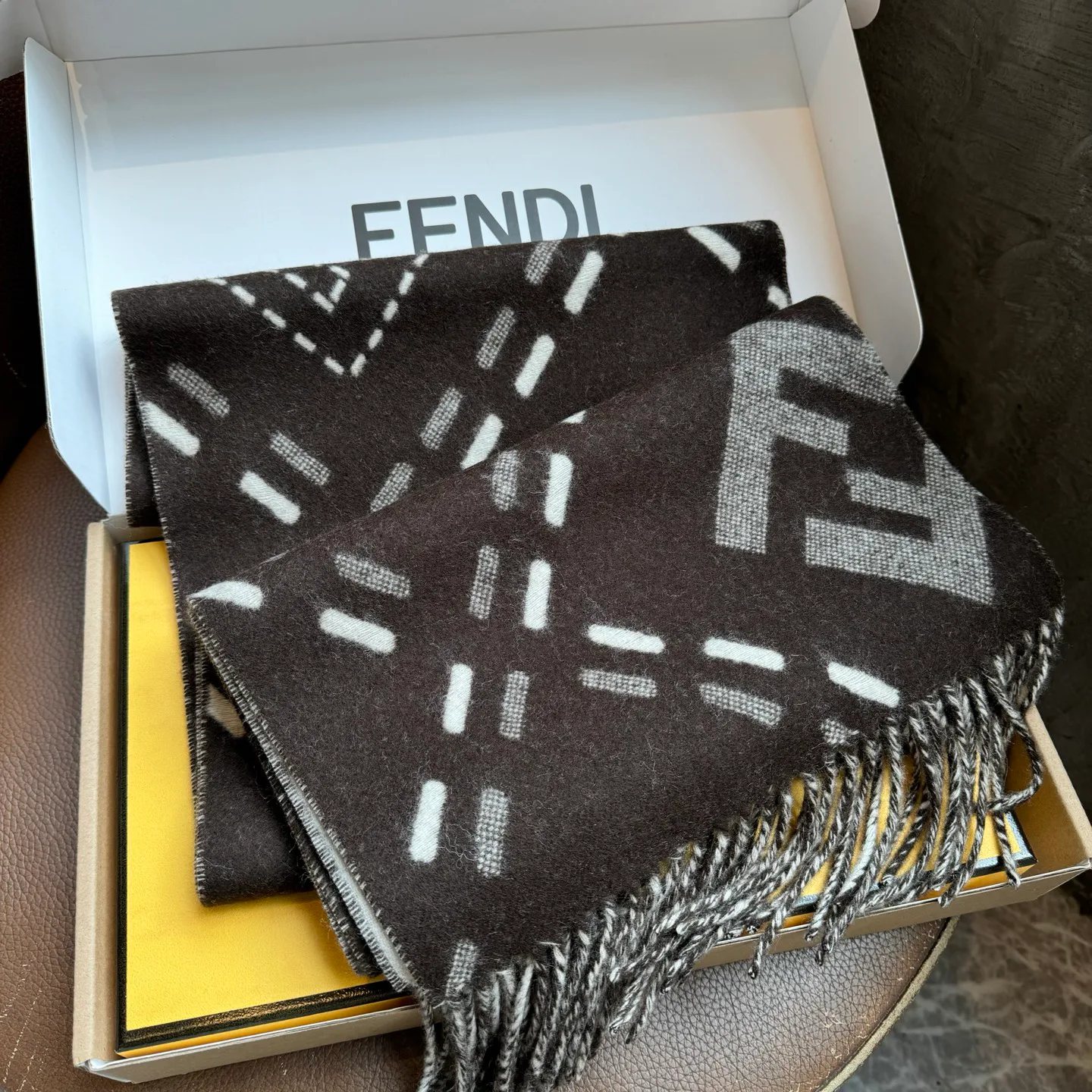 Шарфы Fendi 11268994