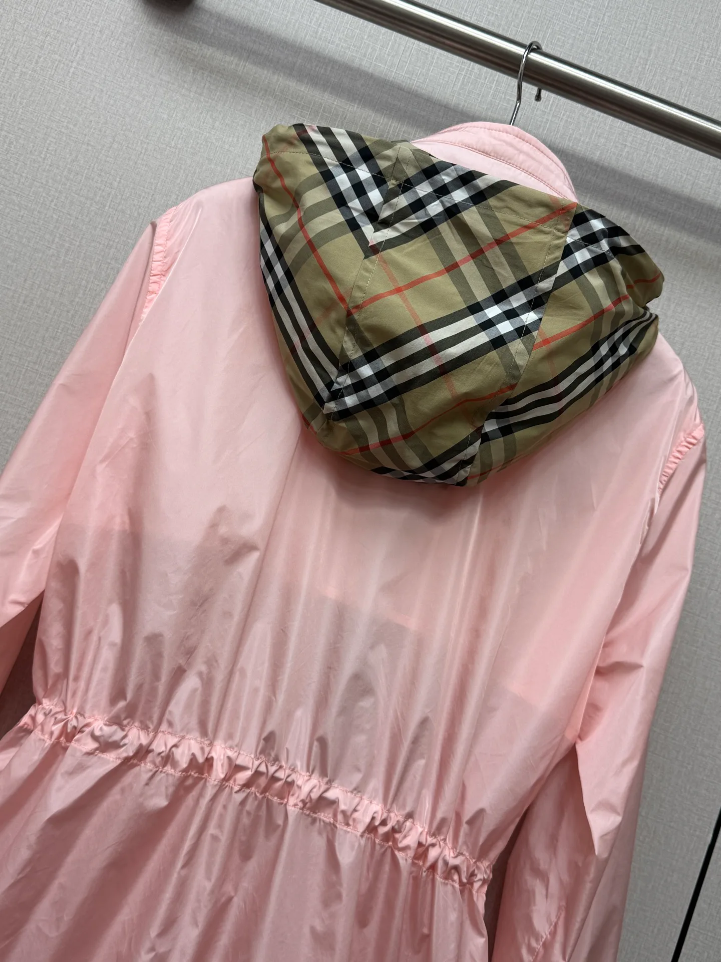 Куртки И Пуховики Женские Burberry 12687072