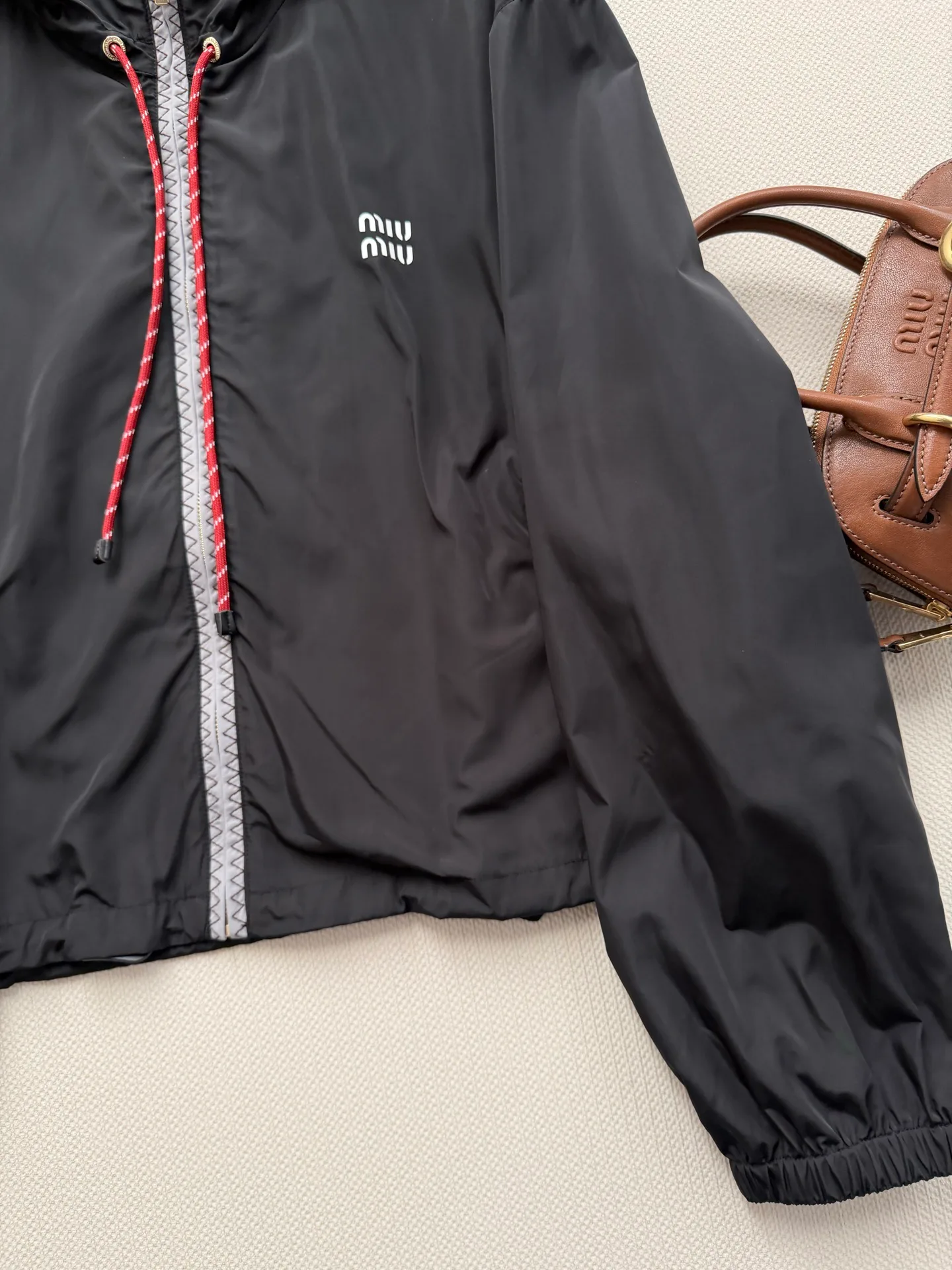 Куртки И Пуховики Женские Miu Miu 11520246