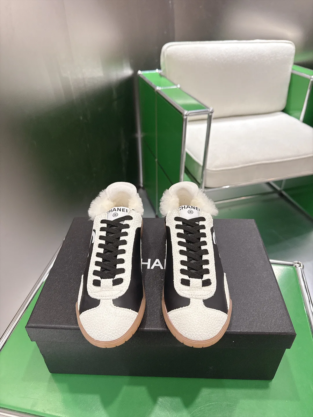 Кроссовки Женские Chanel 19460627