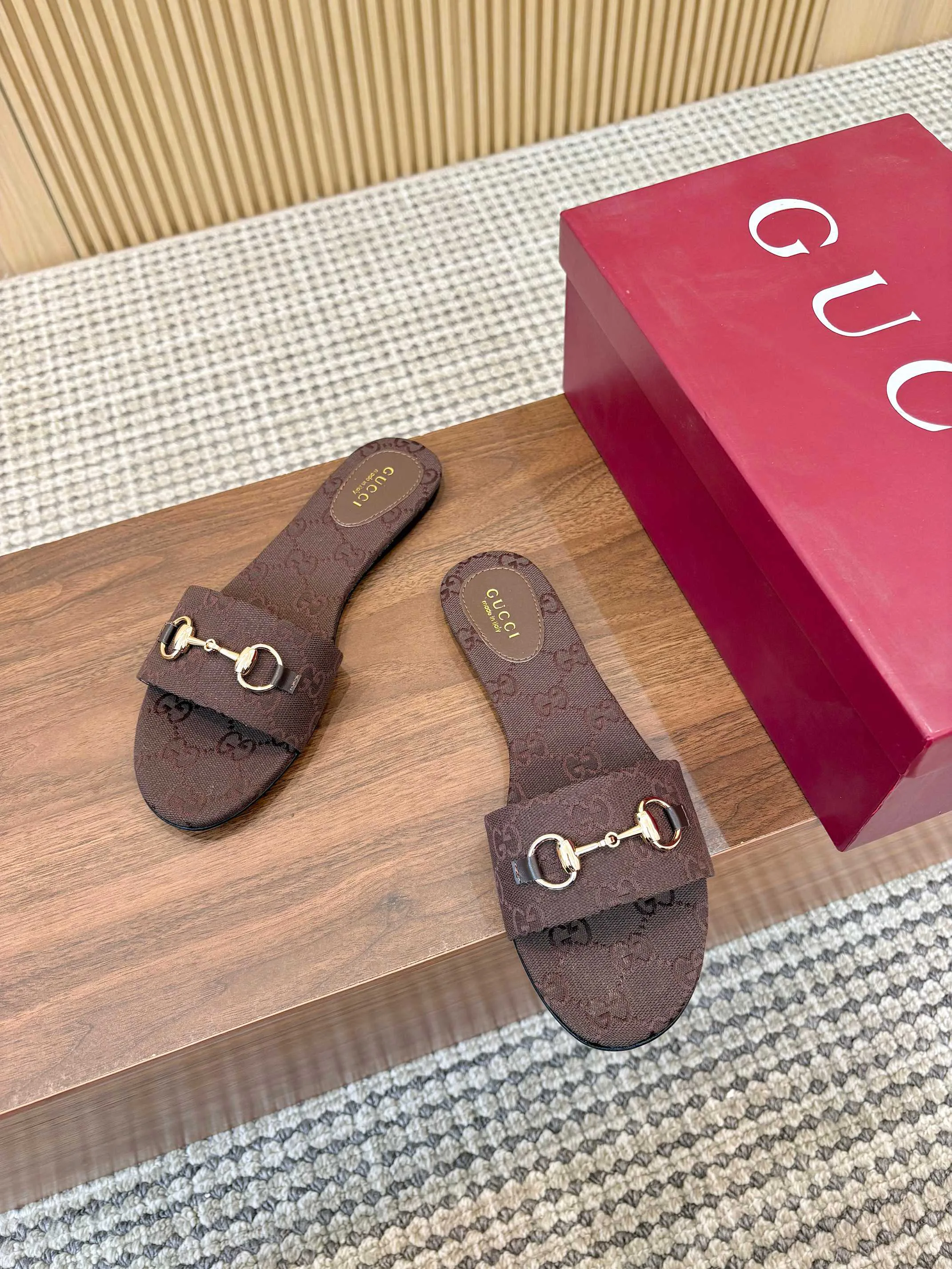 Сандалии Женские Gucci 11529286
