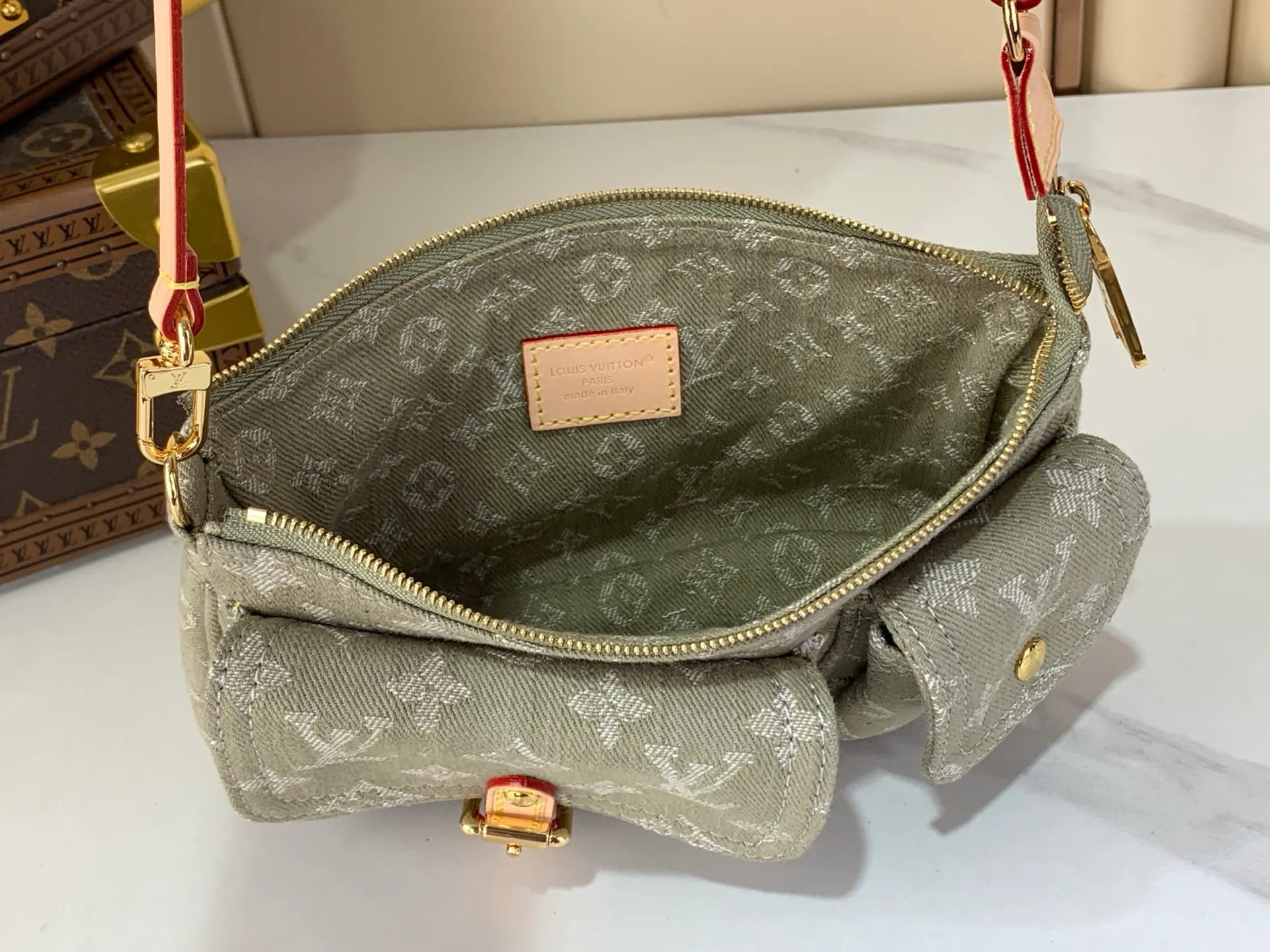 Сумки На Ремне Женские Louis Vuitton 13455891