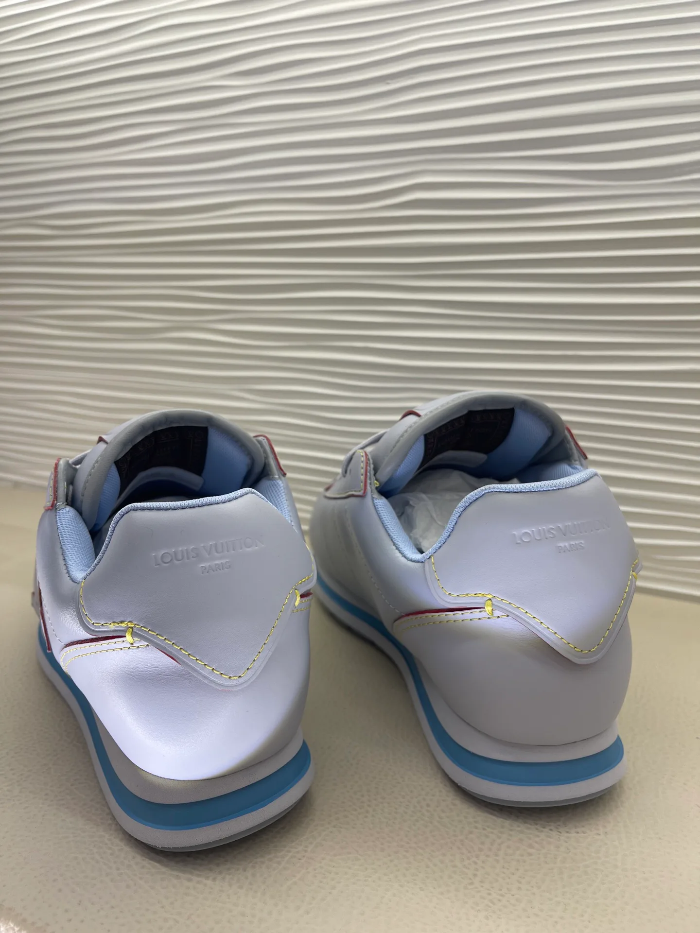 Кроссовки Женские Louis Vuitton 603500