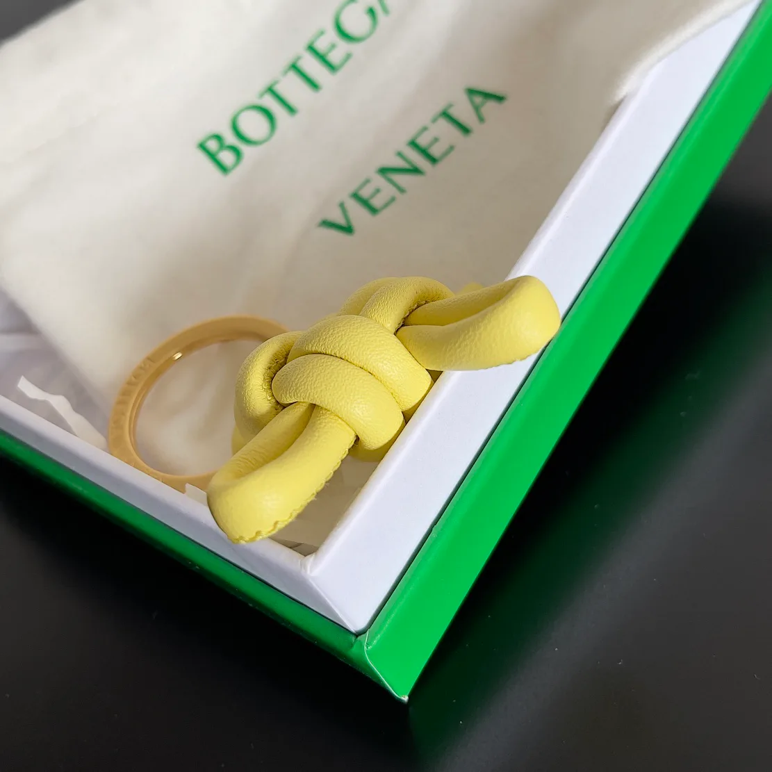 Ключницы Bottega Veneta 595659