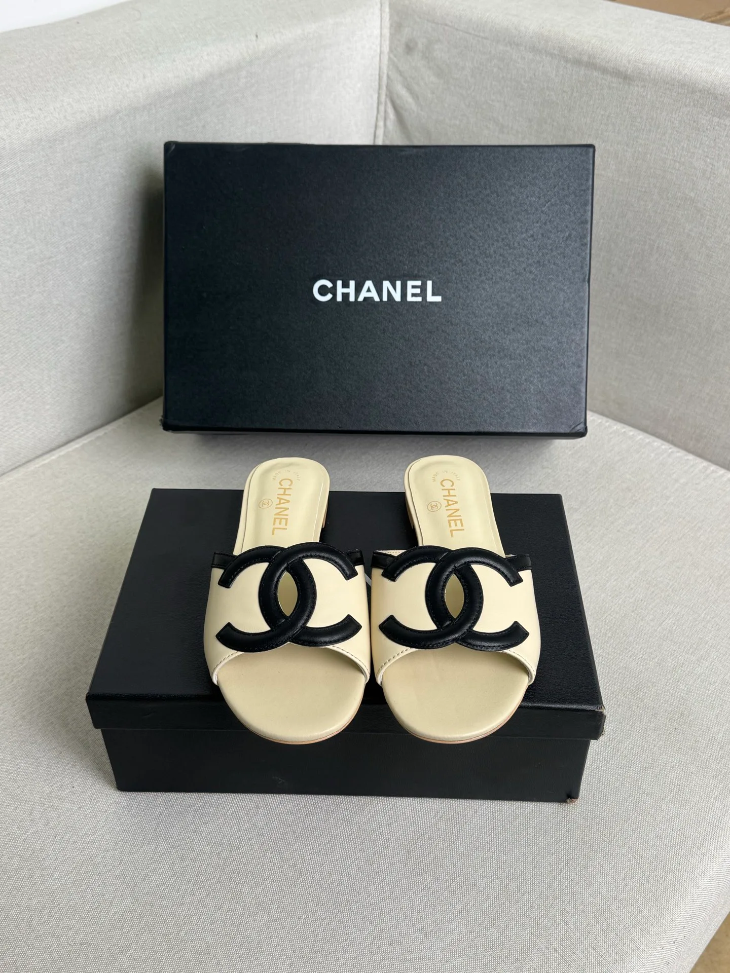 Сандалии Женские Chanel 13181121