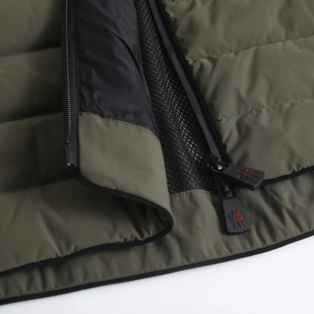 Куртки И Пуховики Женские Moncler 18639740