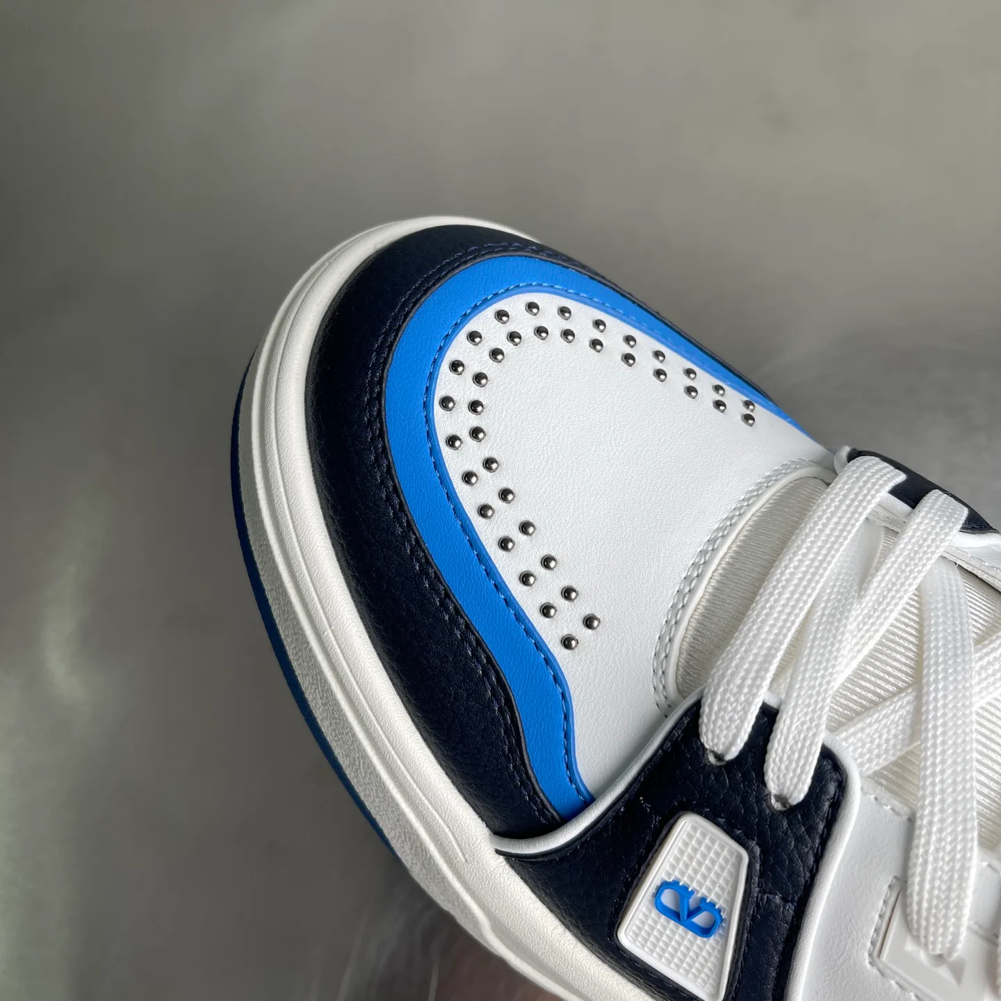 Кроссовки Женские Valentino 11576037