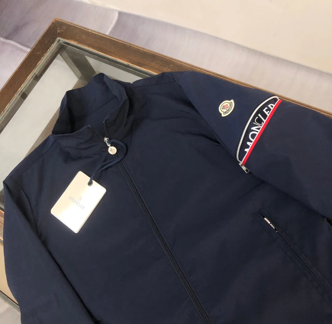 Куртки И Пуховики Мужские Moncler 17285986