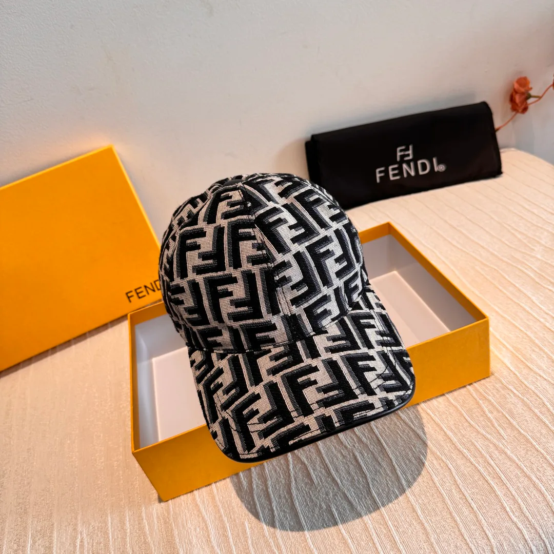 Головные Уборы Fendi 11055549