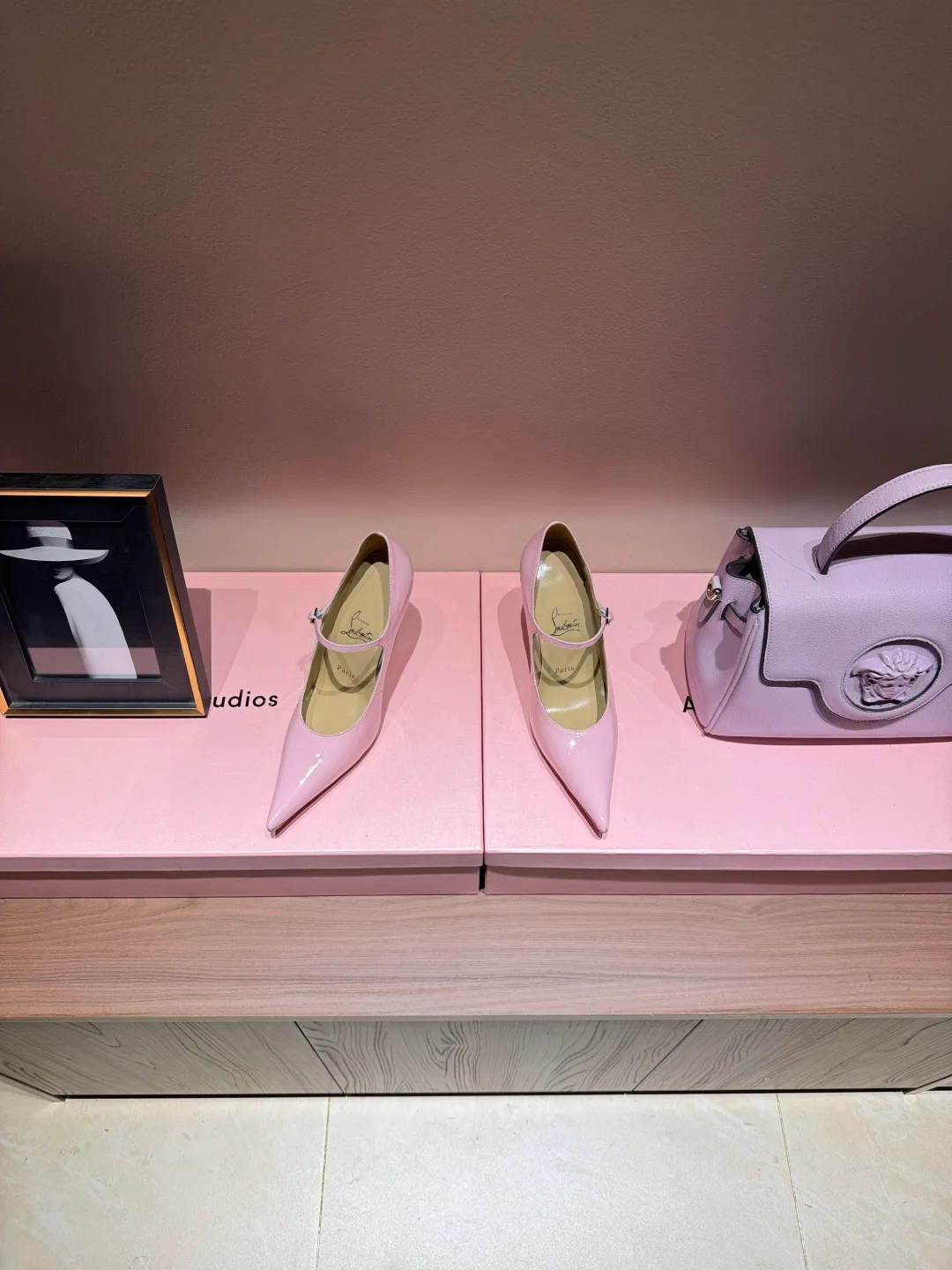 Туфли Женские Christian Louboutin 4743810