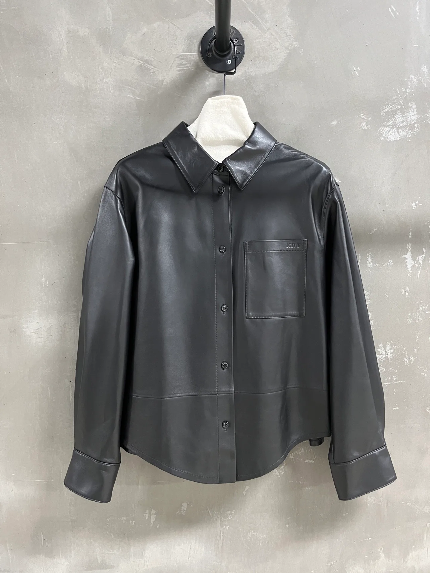 Кожаные Куртки И Дублёнки Женские Loewe 18172887