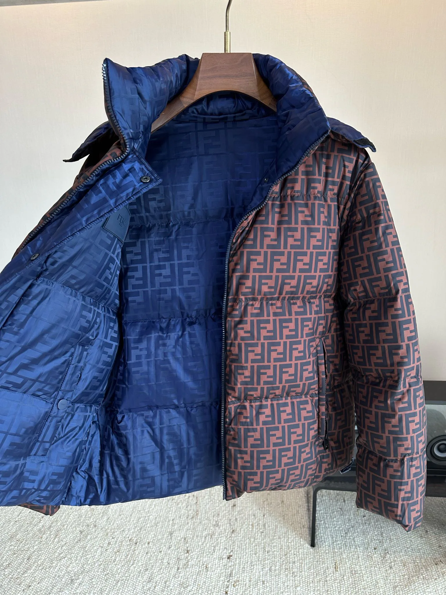 Куртки И Пуховики Мужские Fendi 607837