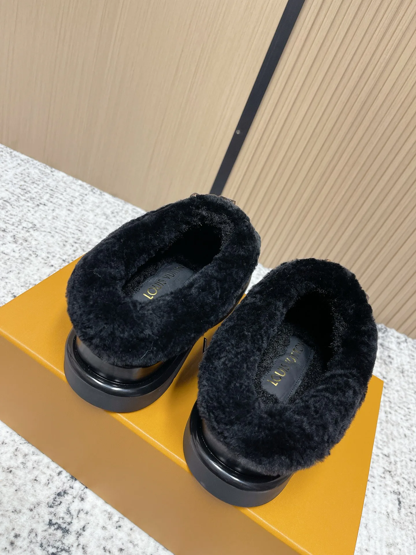 Угги Женские Louis Vuitton 1297504